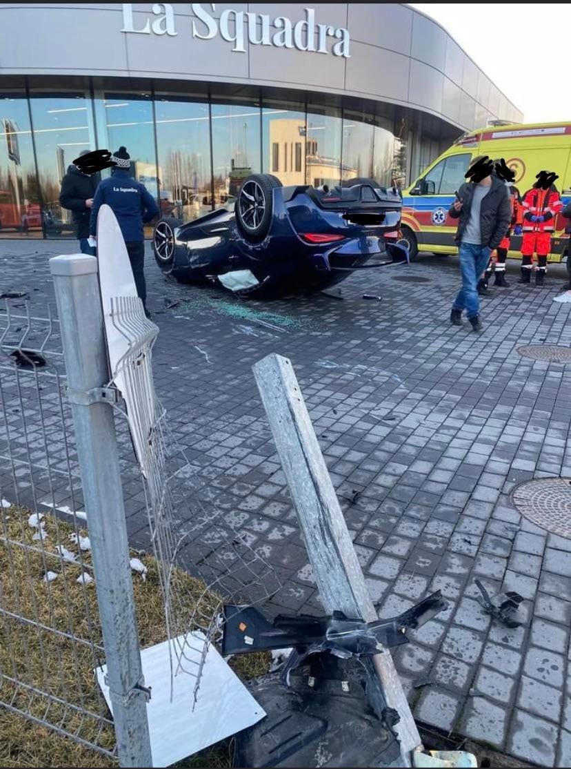 supra crash2