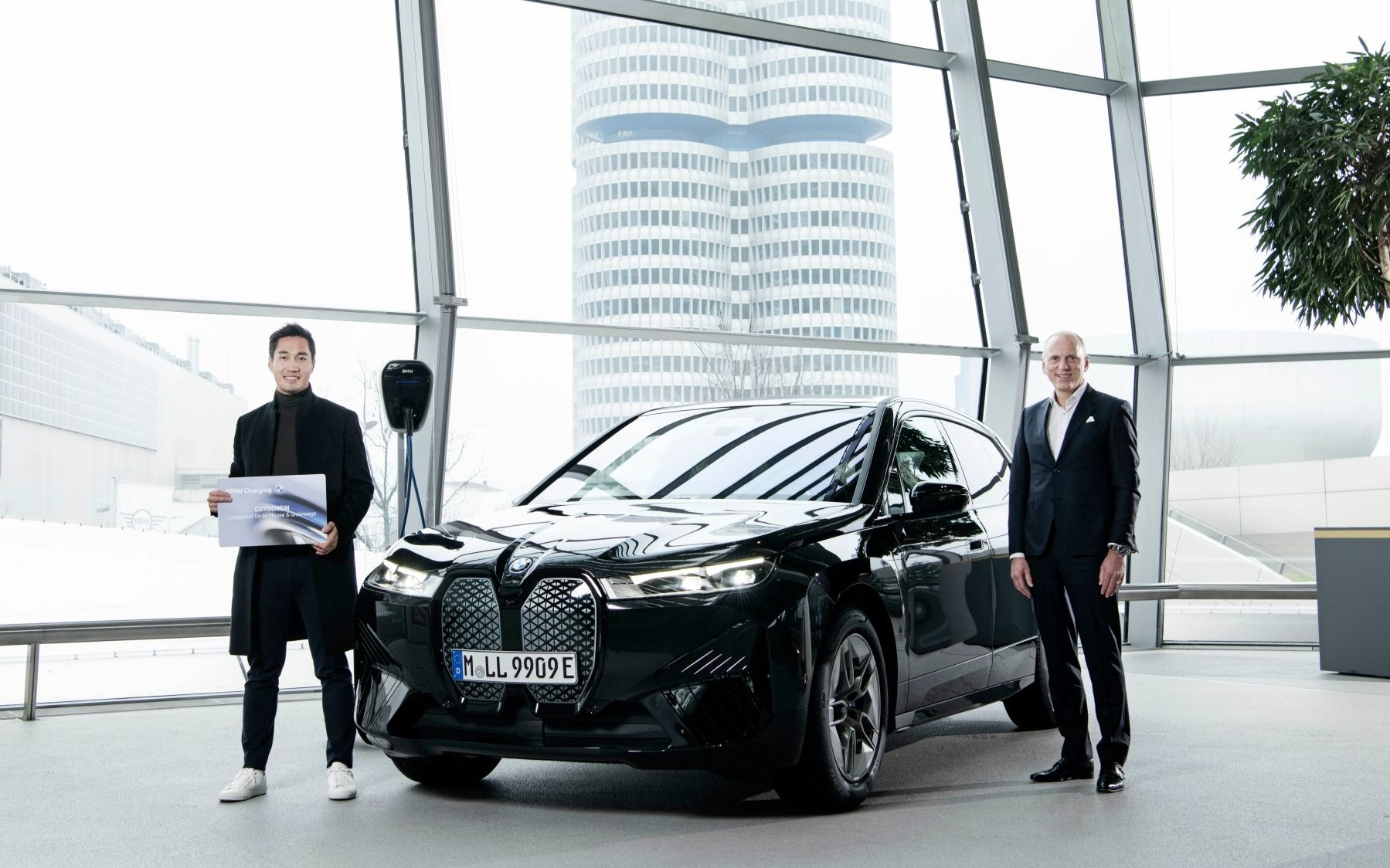 bmw ev sales2
