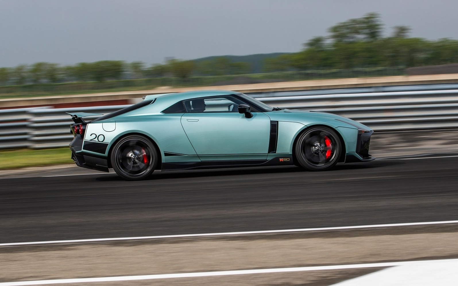 nissan gt-r50-3