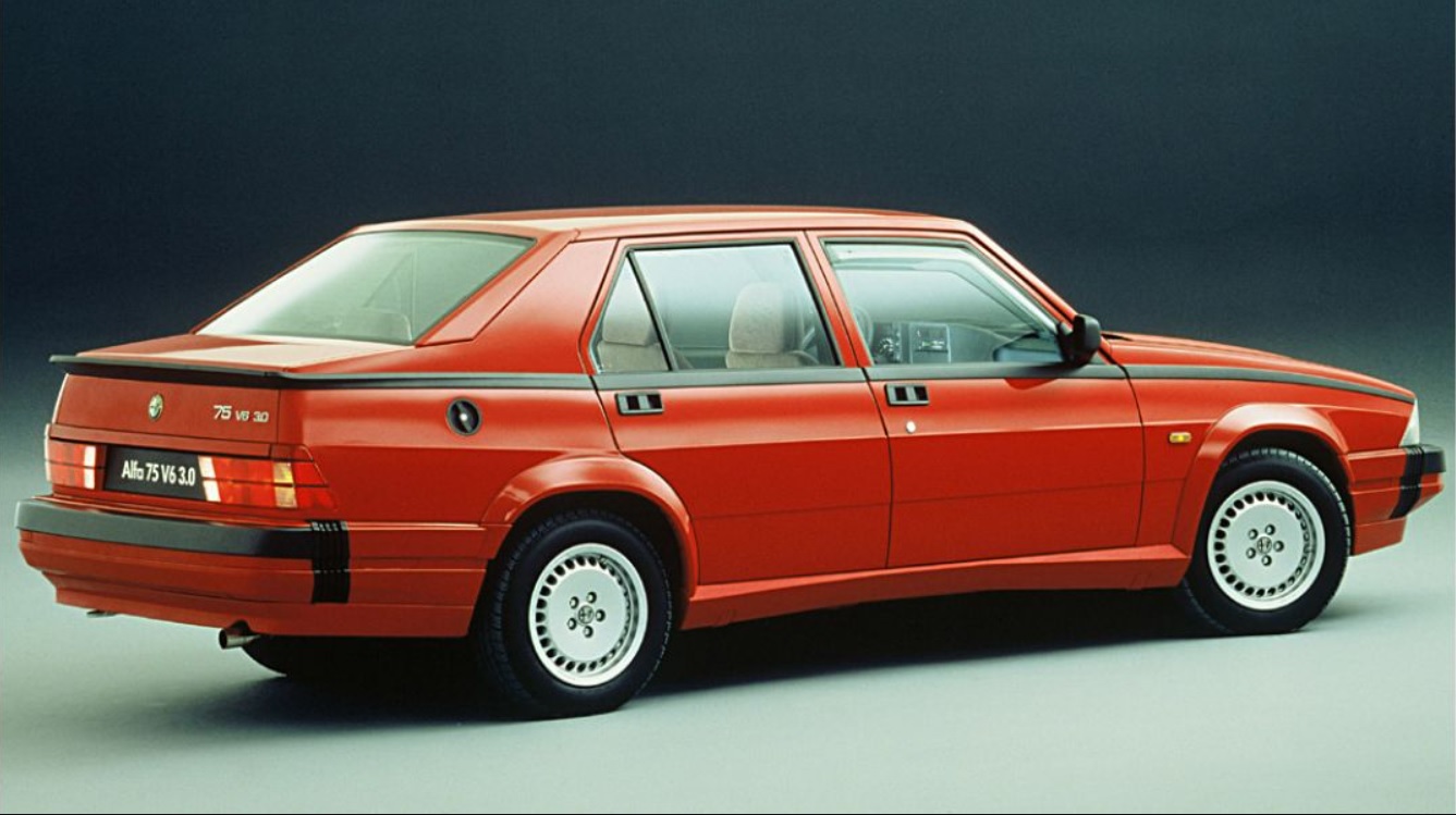 Alfa-Romeo-75-IMSA-2