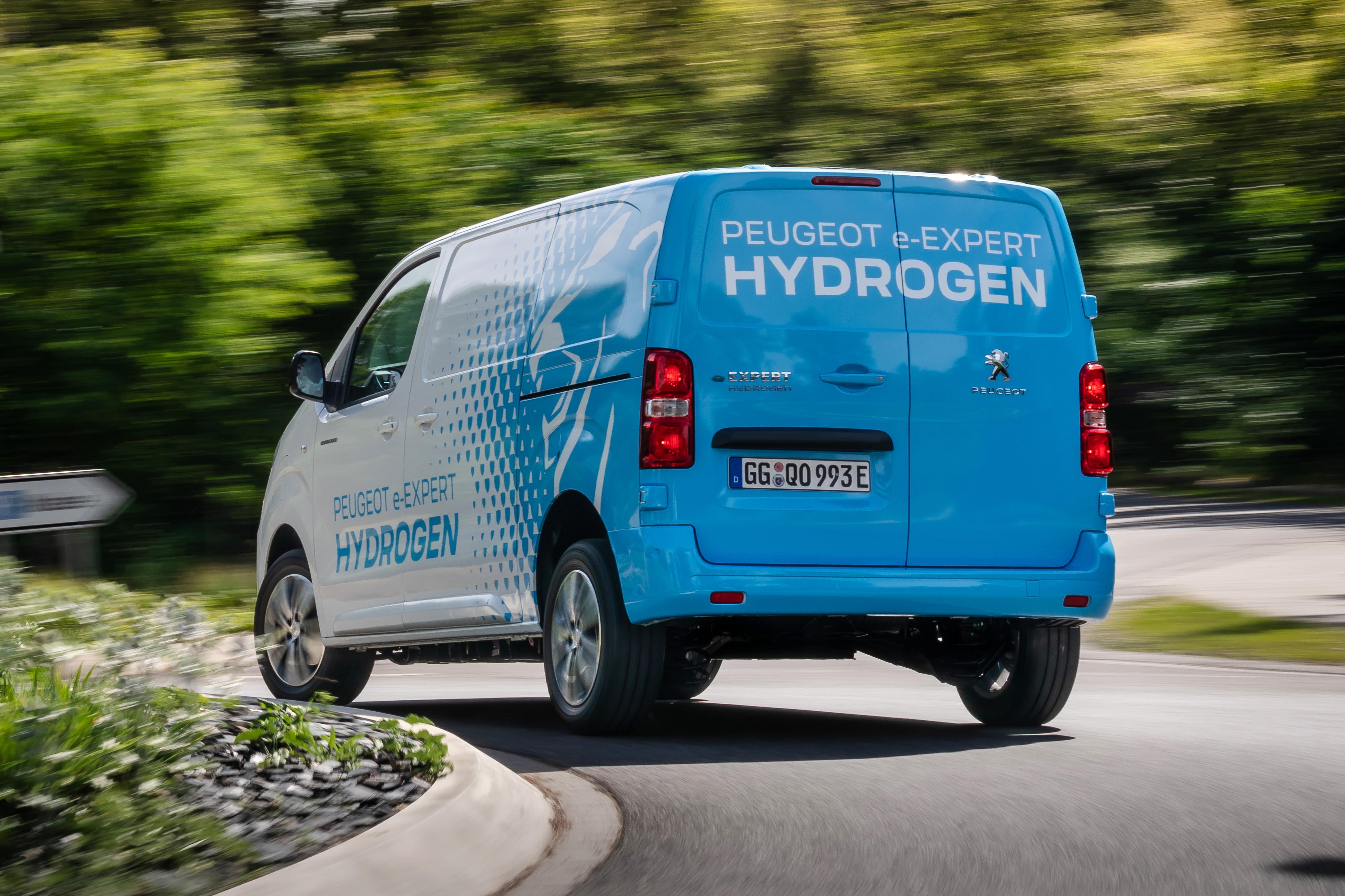 peugeot-e-expert-hydrogen-ydrogono-1