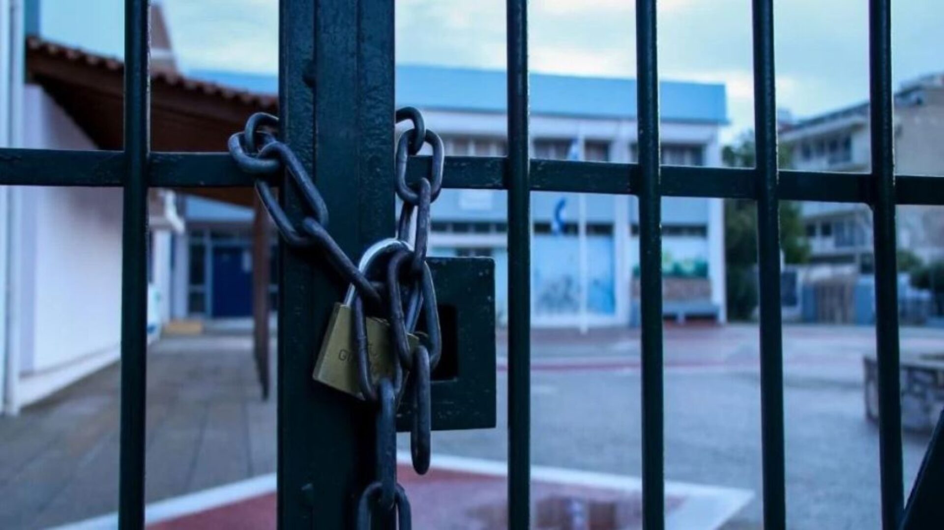Κλειστά σχολεία λόγω κακοκαιρίας – Σε ποιες περιοχές δεν ανοίξουν λόγω παγετού και ποια θα ανοίξουν αργότερα