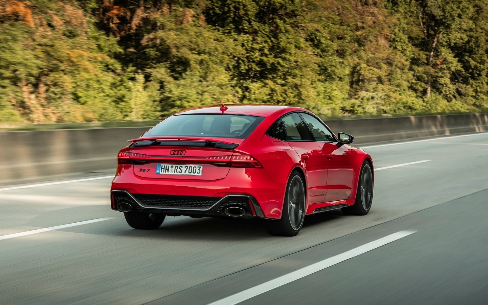 rs7 sporback1