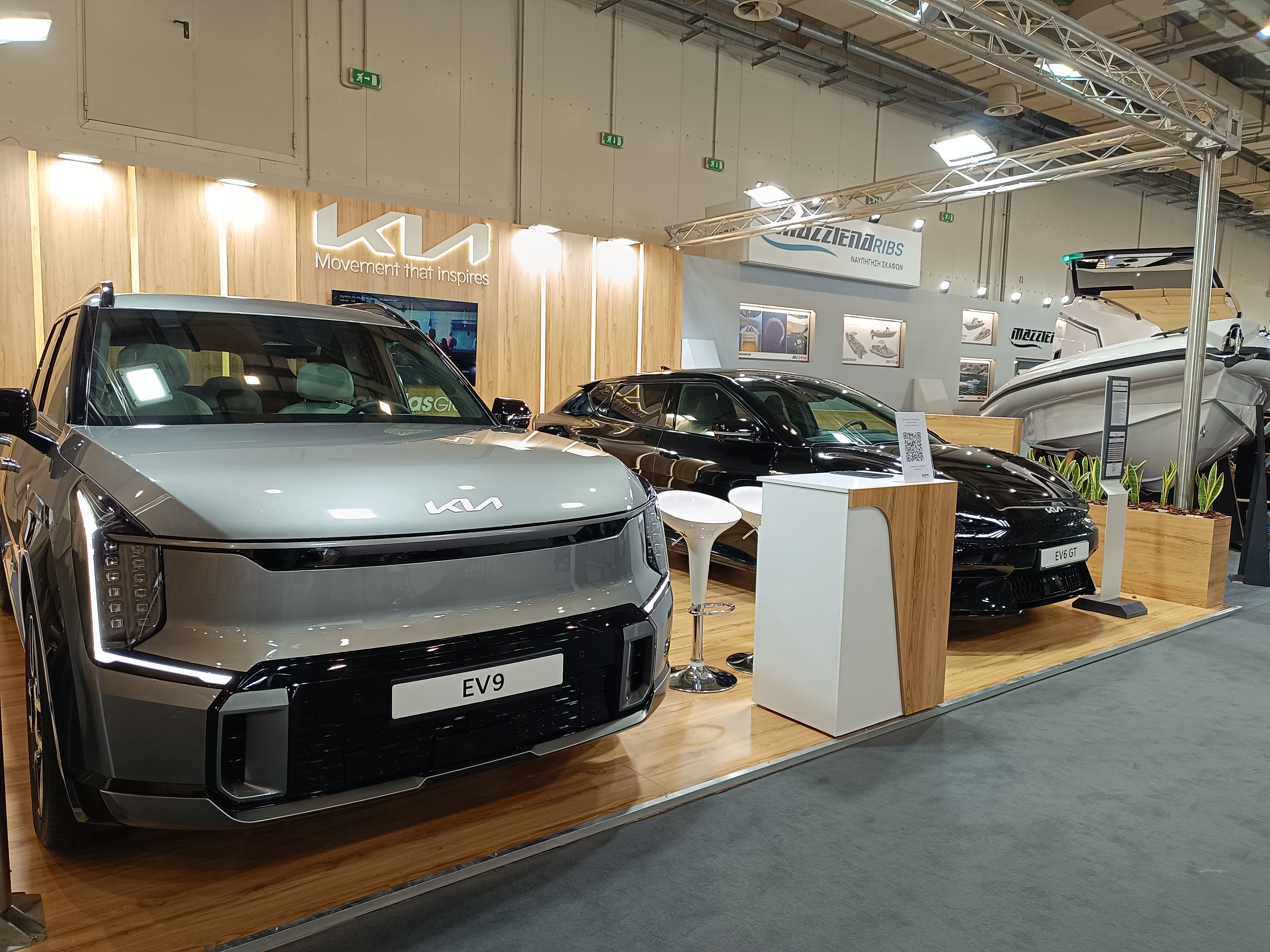 3-kia-ev6-ev9-naftiko-saloni