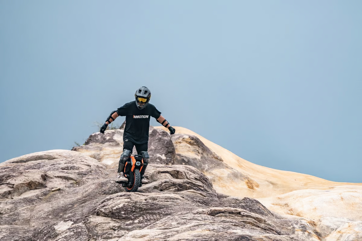 2-inmotion-v14-adventure-unicycle-monorodo