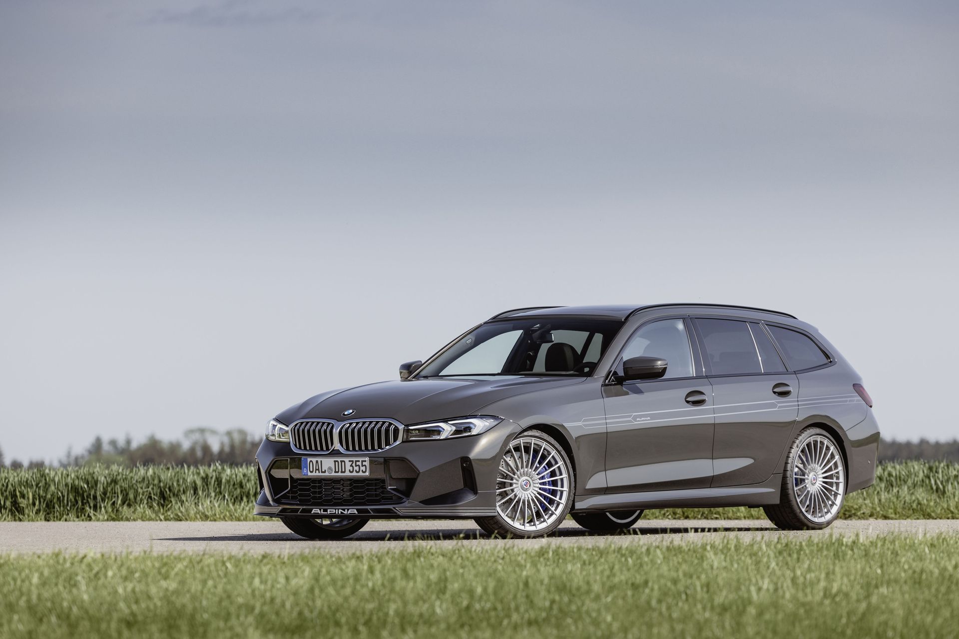 https://ellada.press/wp-content/uploads/2024/02/Ποια-BMW-πουλήθηκε-στην-Ελλάδα-και-κοστίζει-170200-euro.jpg