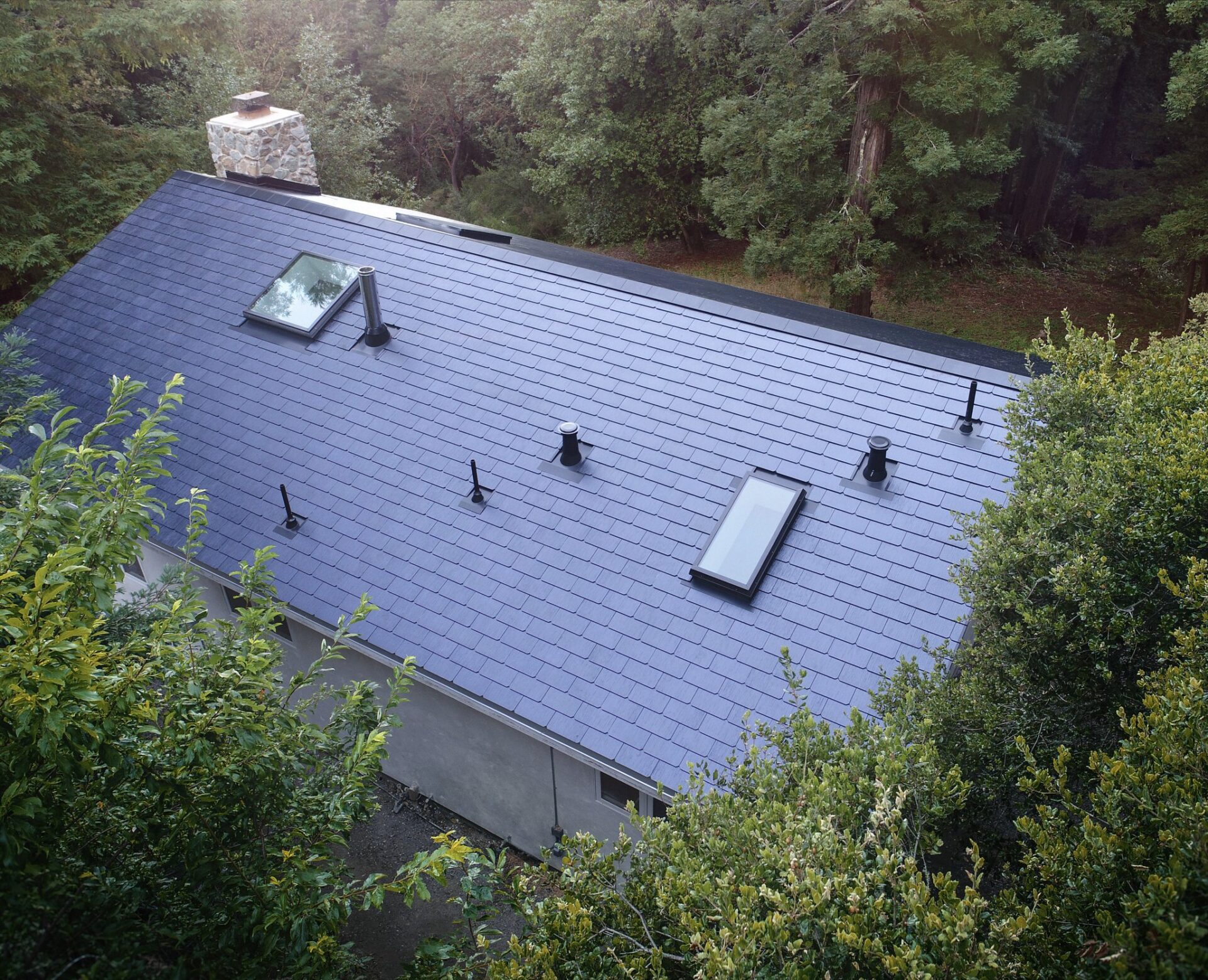 tesla-solar-roof-spiti-fotovoltaika-panel-photovoltaic