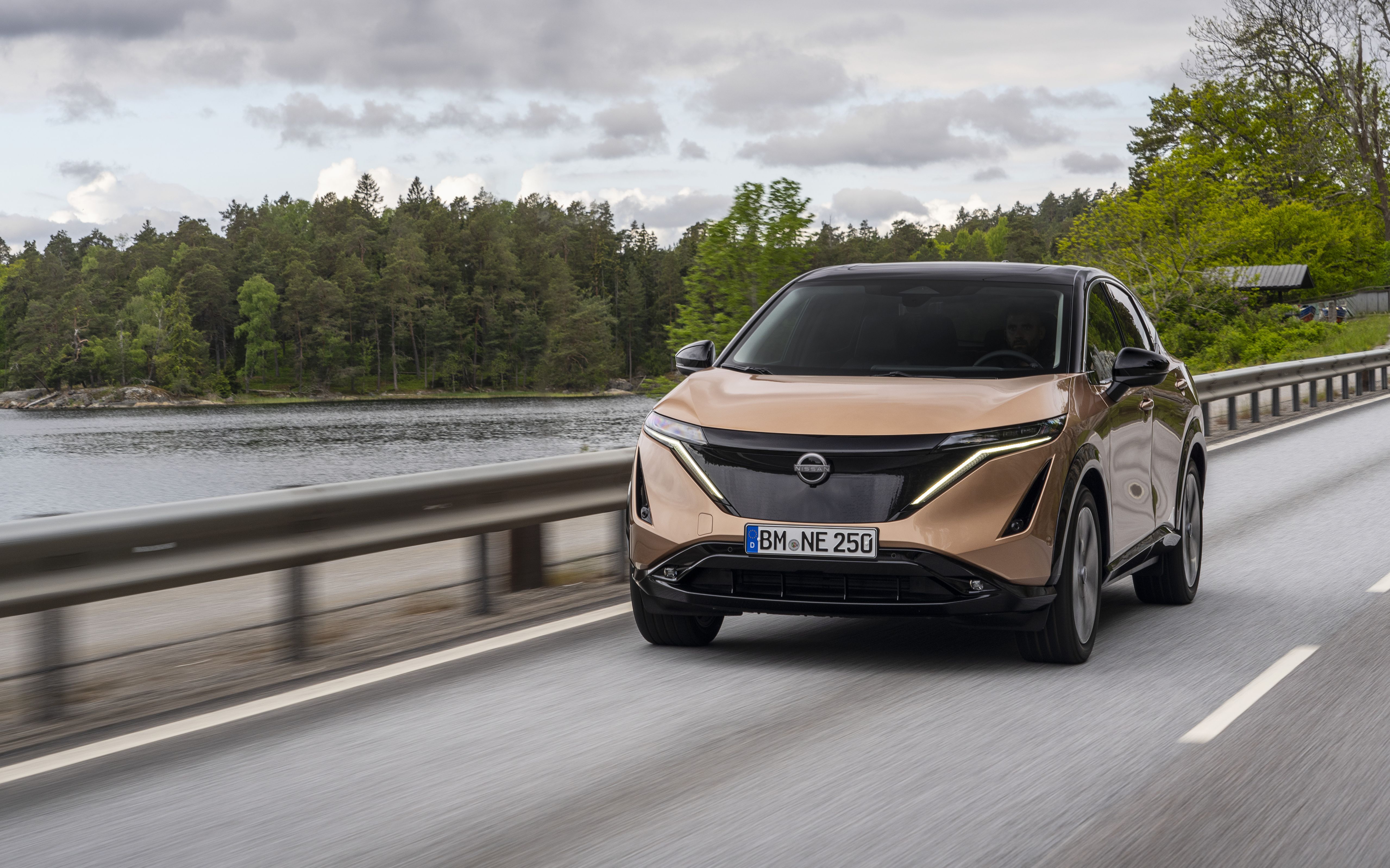 https://ellada.press/wp-content/uploads/2024/02/Το-SUV-που-σε-αφήνει-να-πάρεις-τελείως-τα-χέρια.jpg