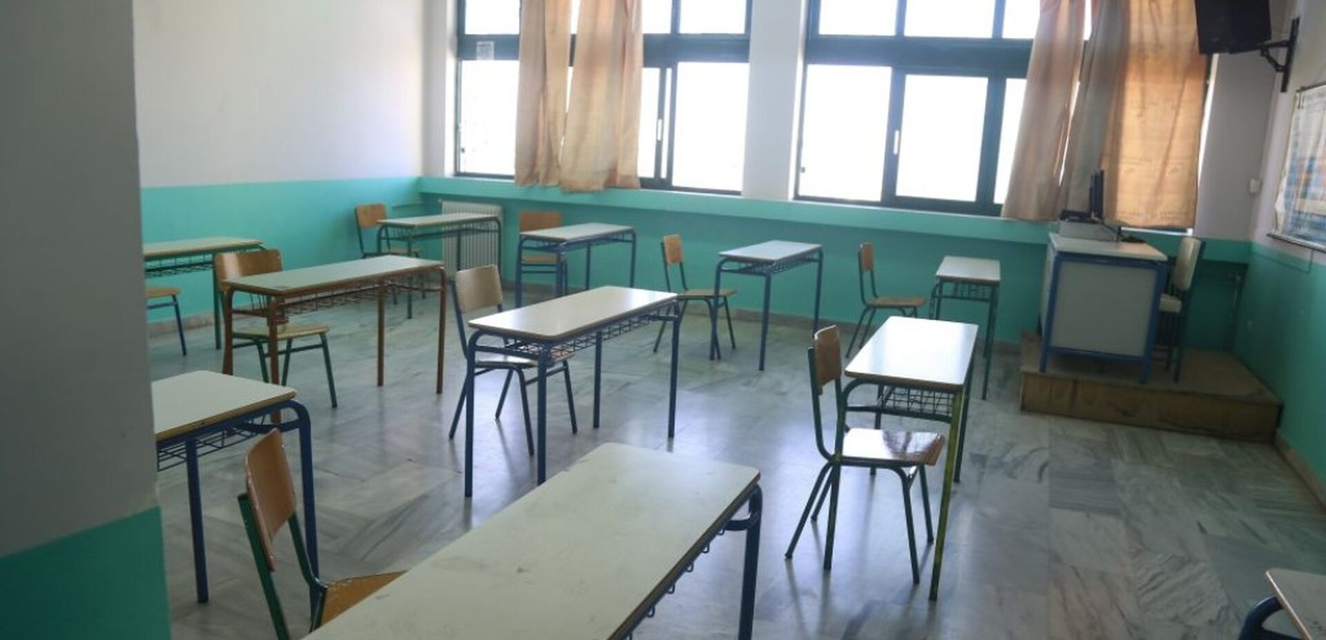 Τραυματισμός μαθητή στην Πάτρα: «Από φωτιστικό που υπέστη βανδαλισμό το καλώδιο» λένε από τον δήμο
