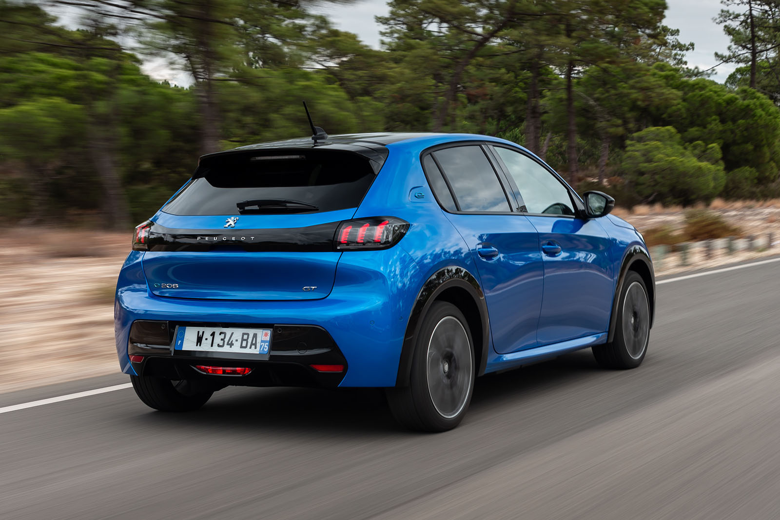 PEUGEOT 3