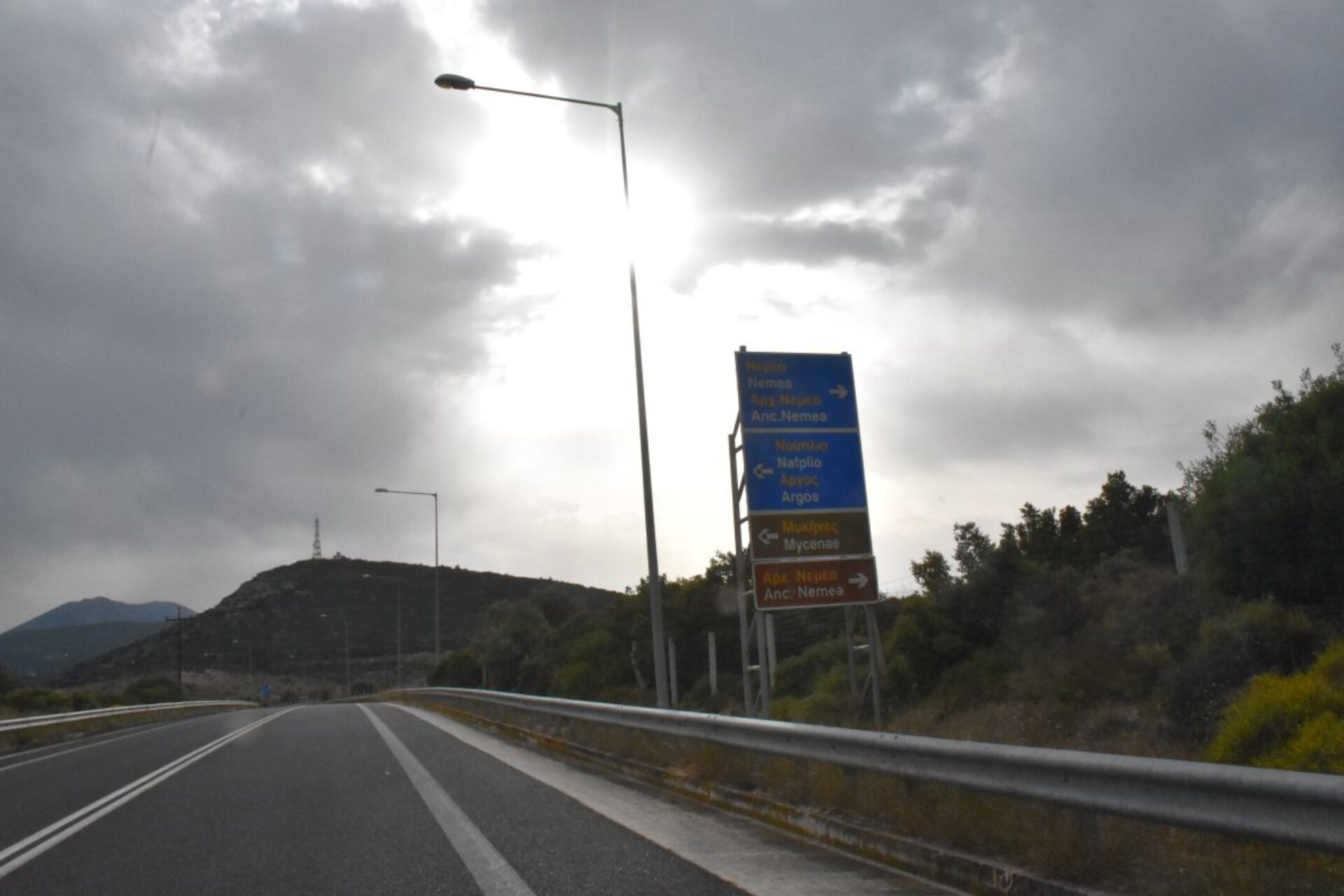 Καιρός: Απότομη άνοδος της θερμοκρασίας και αφρικανική σκόνη – Ποιες περιοχές θα σκεπάσει