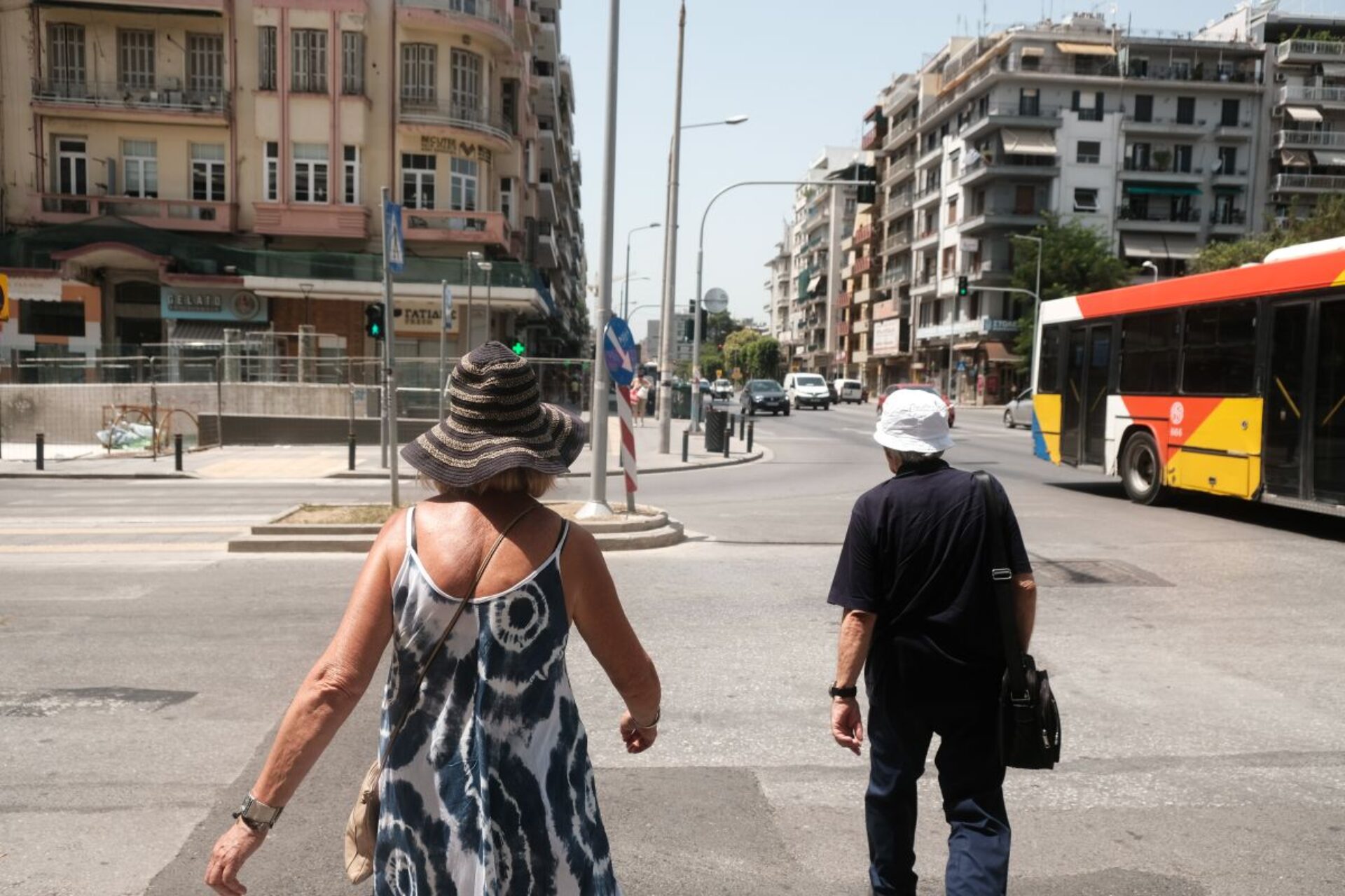 Καιρός: Προ των πυλών ο καύσωνας – Πότε αναμένεται η κορύφωση
