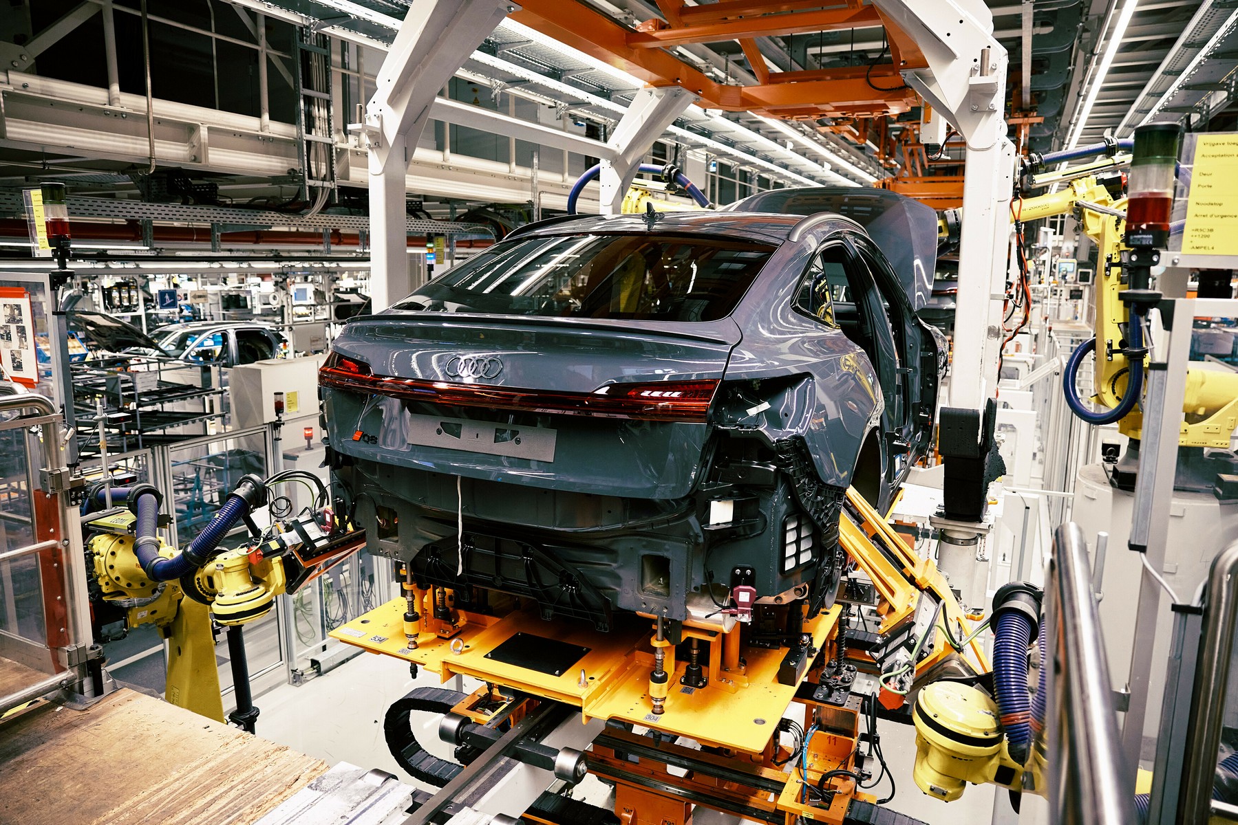 audi