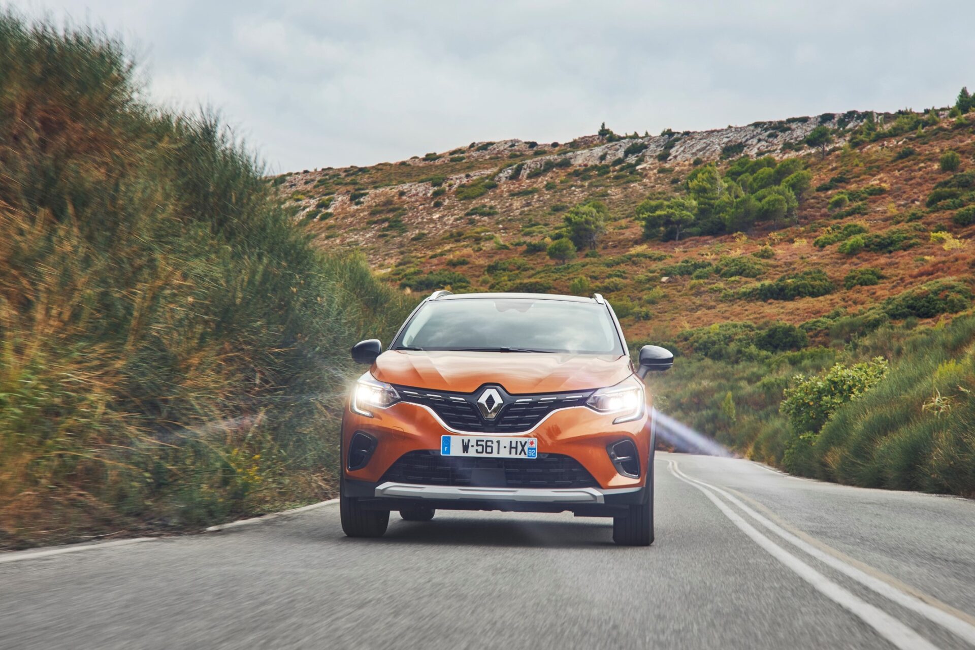 https://ellada.press/wp-content/uploads/2024/06/Renault-Captur-Τι-προσφέρουν-οι-3-υβριδικές-εκδόσεις-Δες.jpeg
