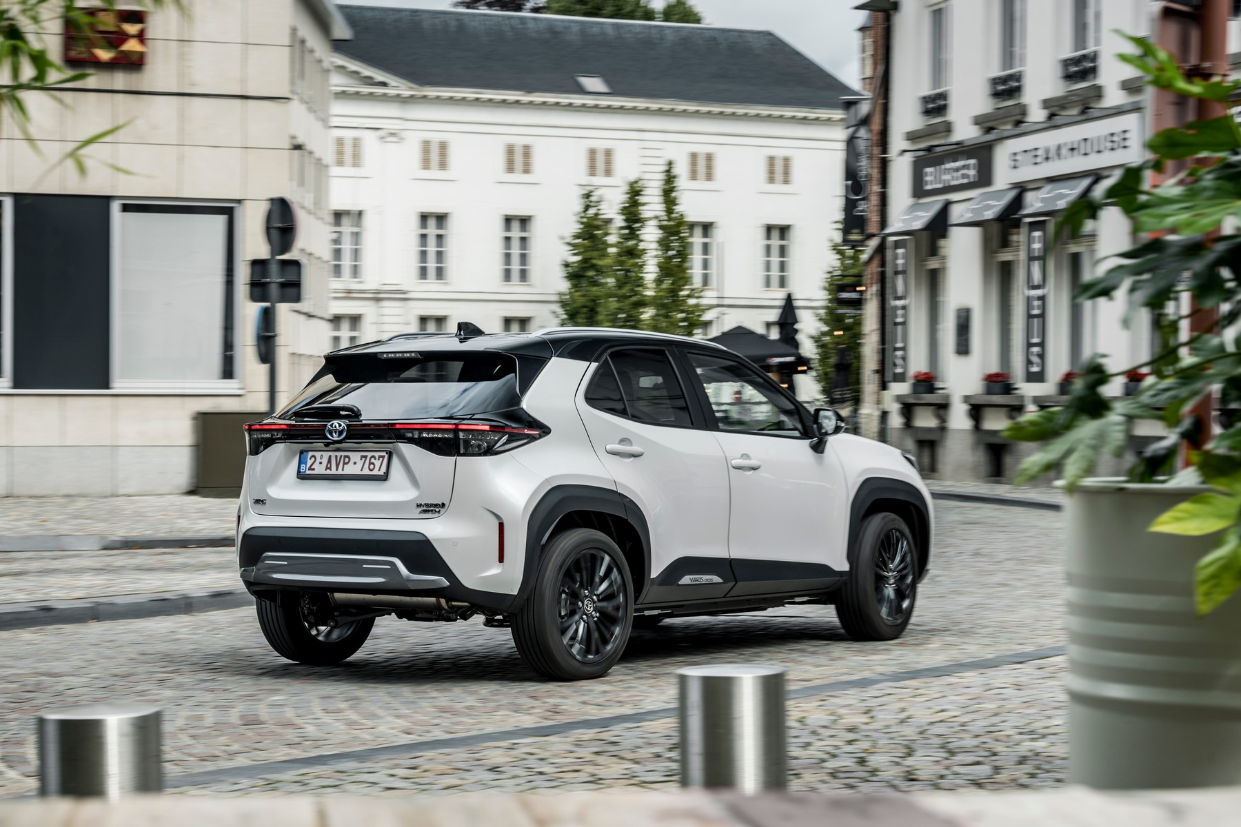 yaris cross
