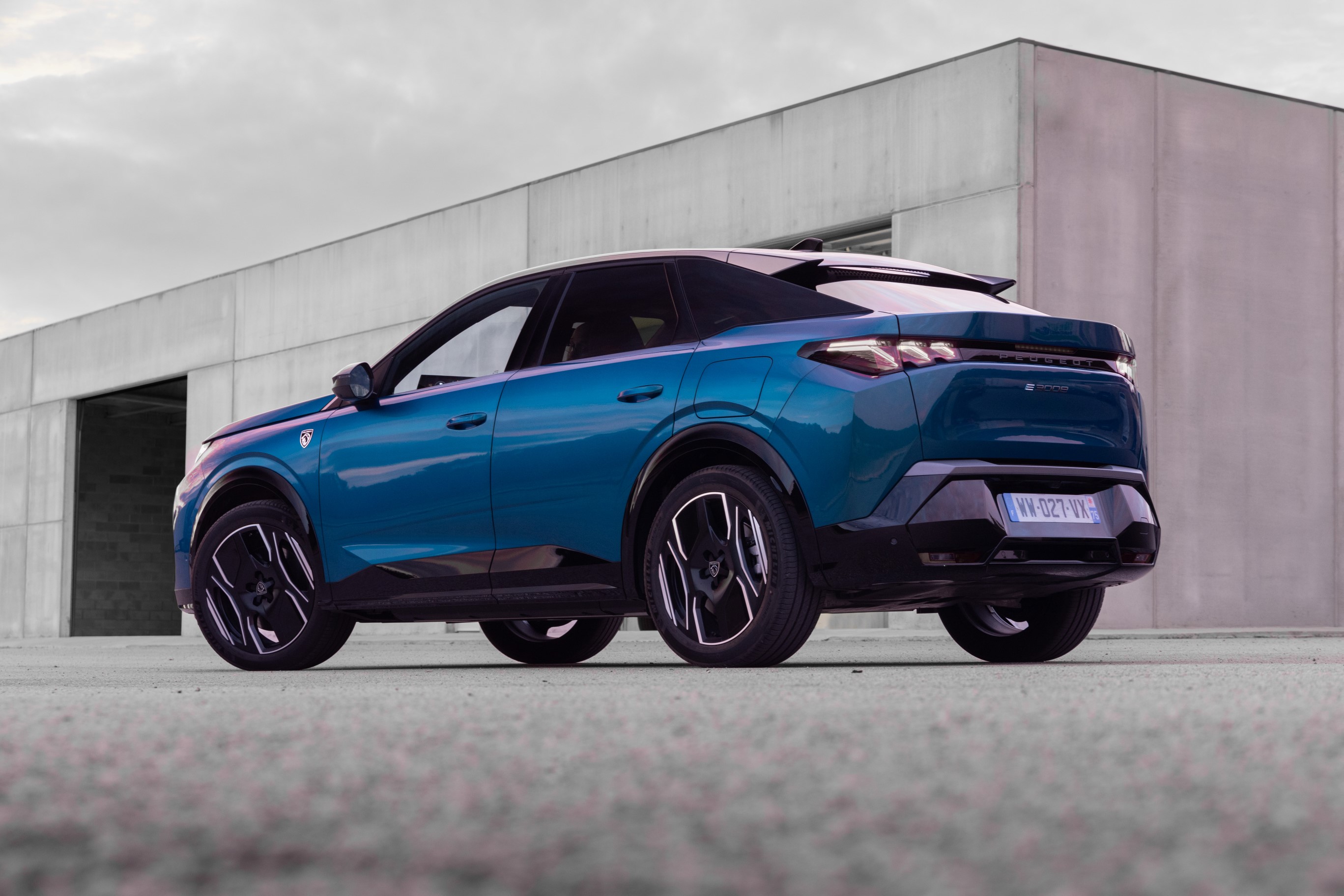 https://ellada.press/wp-content/uploads/2024/06/Το-SUV-της-Peugeot-με-τα-8-χρόνια-εγγύηση.jpeg