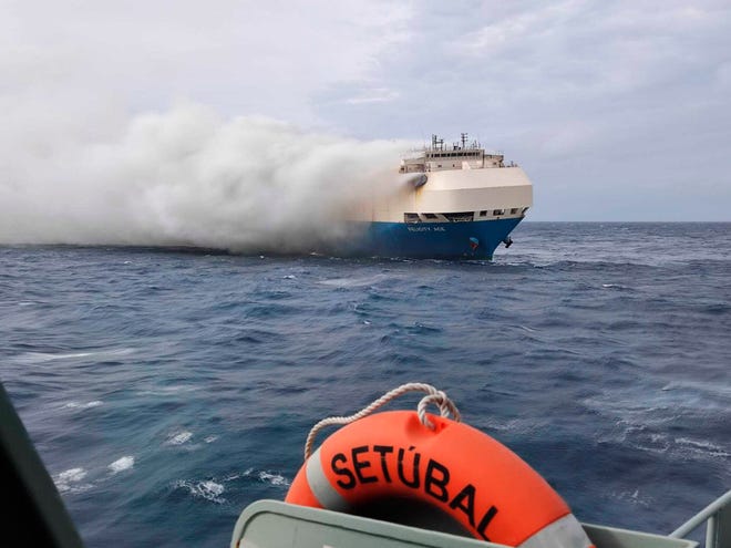 ship fire2