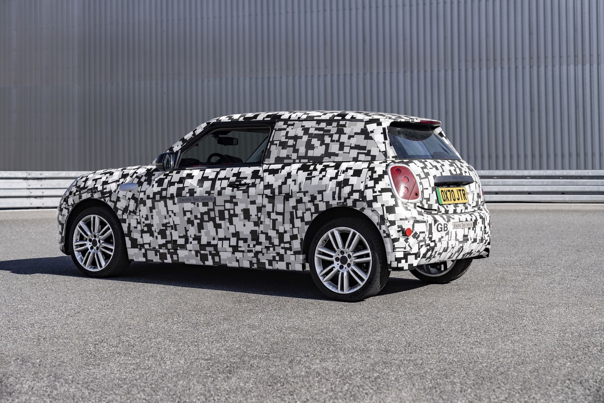 new mini1