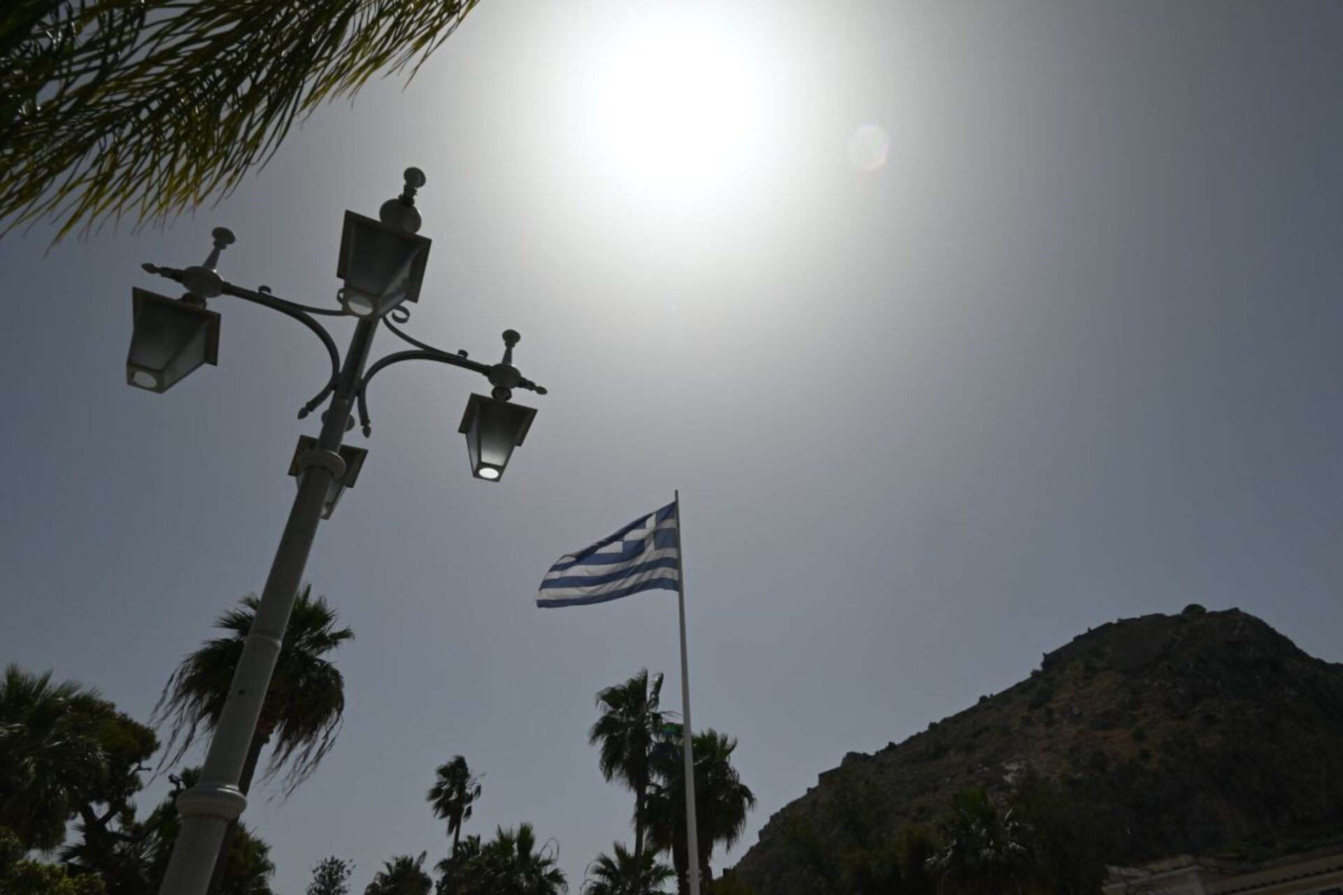 Καιρός: Μετά τα 40άρια έρχονται μπουρίνια