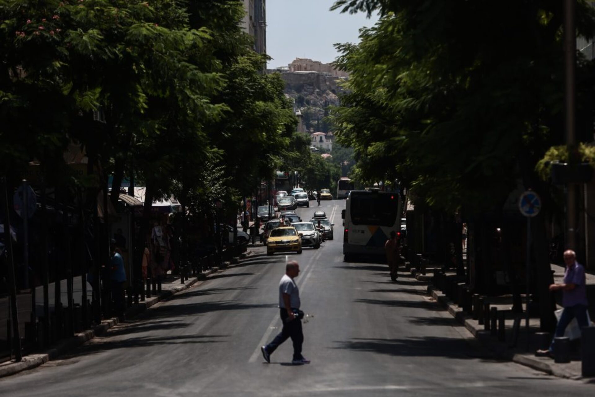 Καύσωνας μέχρι την Παρασκευή – Νέο έκτακτο δελτίο της ΕΜΥ