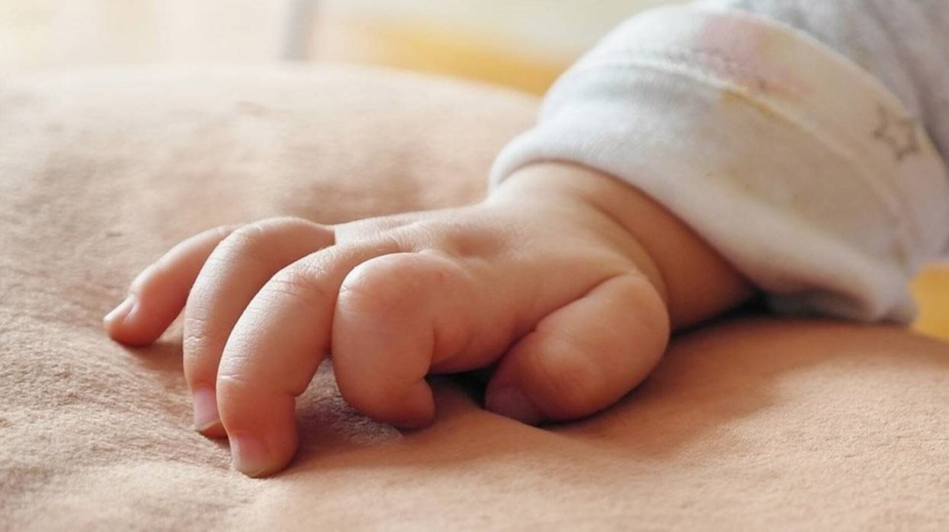 Λαμία: Νεκρό βρέφος 2,5 μηνών – Είχε μεταφερθεί στο νοσοκομείο με διάρροιες και εμφανή ανησυχία