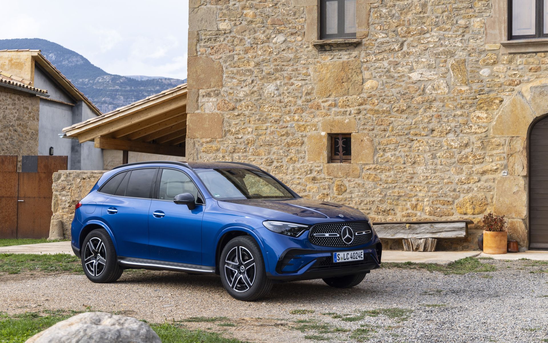 https://ellada.press/wp-content/uploads/2024/09/Τα-5-plug-in-hybrid-SUV-με-τη-μεγαλύτερη-αυτονομία.jpg