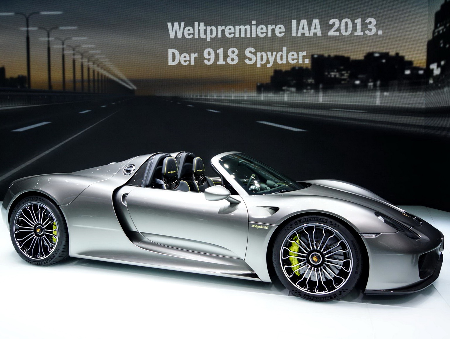 ASTERIA-FRANKFURTHS-2013