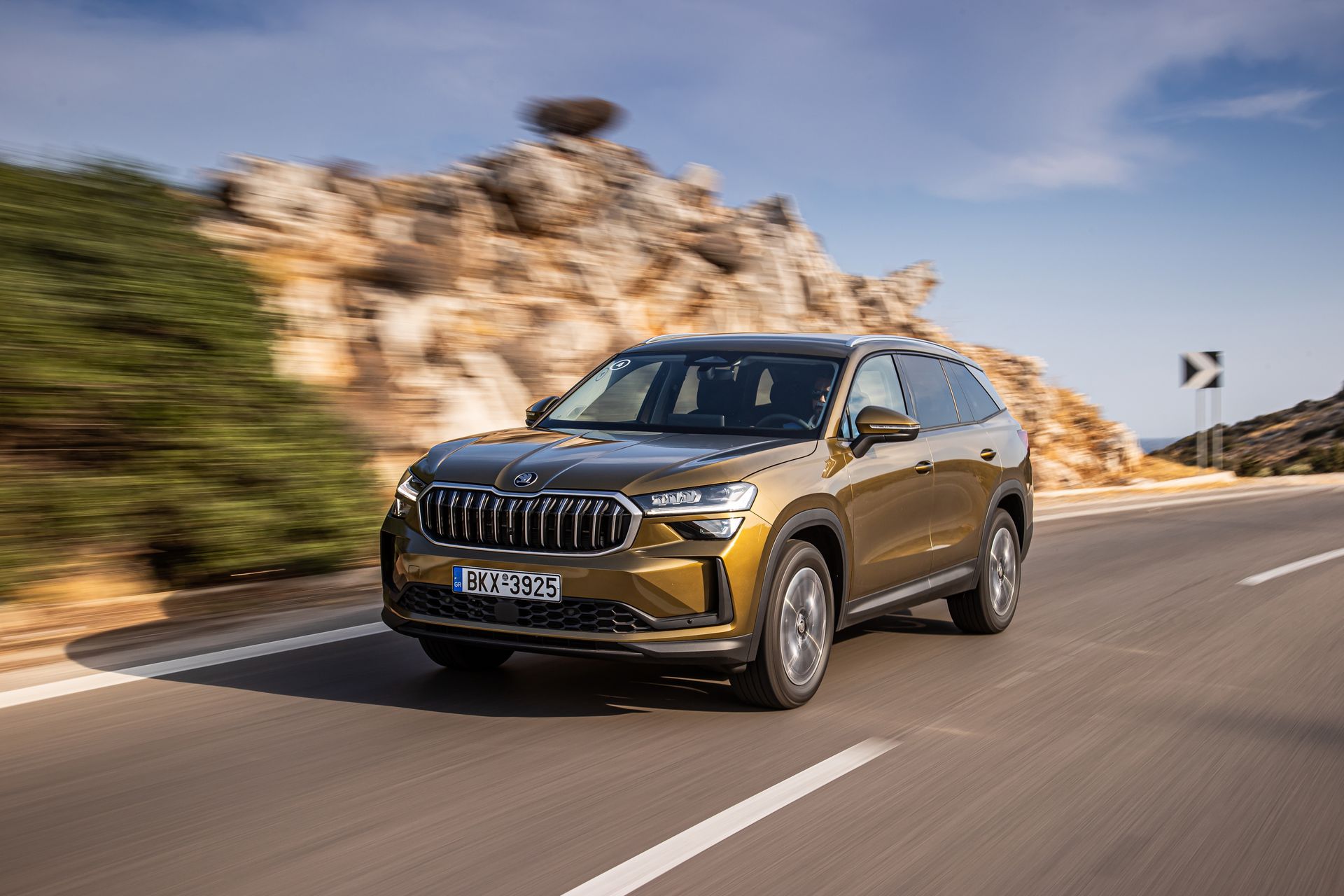 https://ellada.press/wp-content/uploads/2024/09/1727512880_355_Τα-5-plug-in-hybrid-SUV-με-τη-μεγαλύτερη-αυτονομία.jpg
