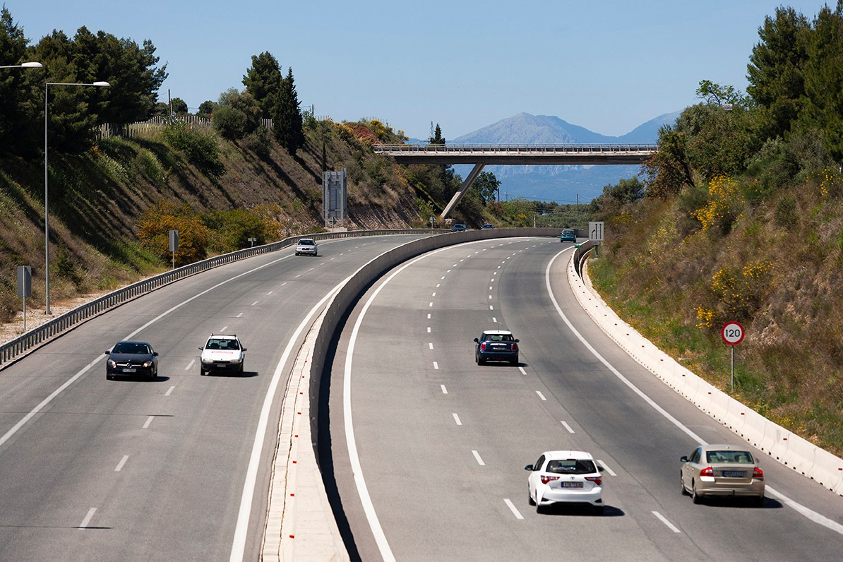 https://ellada.press/wp-content/uploads/2024/09/Ελλάδα-Ο-δρόμος-των-202-km-με-τα-5-διόδια.jpg