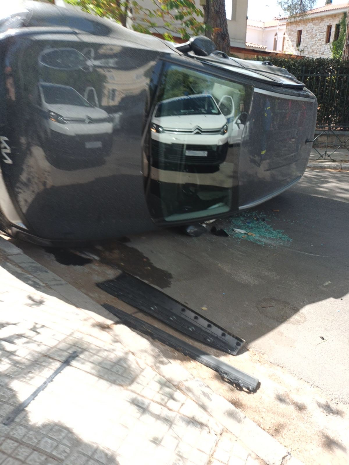 1-kia-sportage-atixima-trakarisma-kifisia