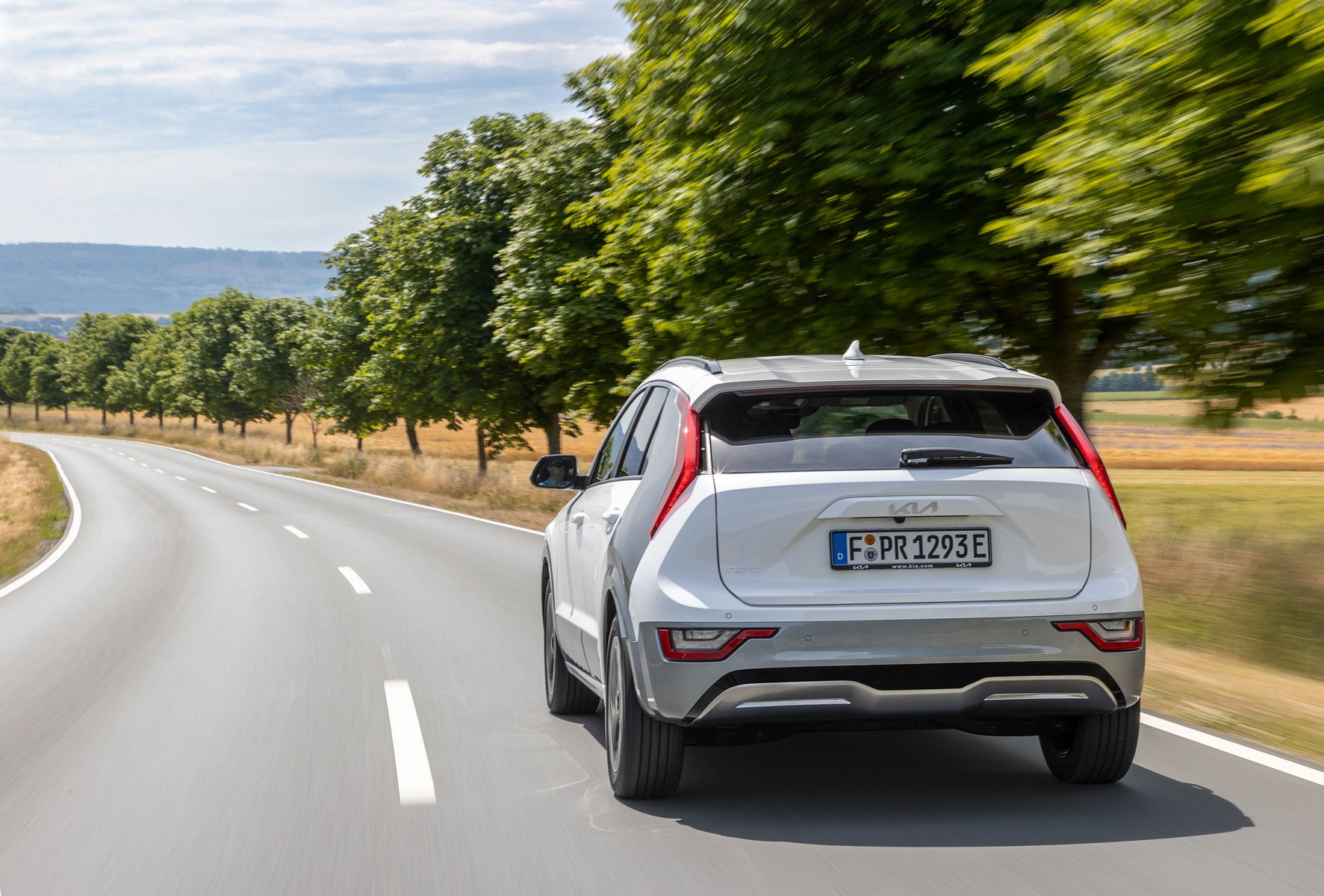 https://ellada.press/wp-content/uploads/2024/10/1728705025_734_Ποιο-SUV-της-Kia-είναι-φθηνότερο-8000-ευρώ-και-ετοιμοπαράδοτο.jpg