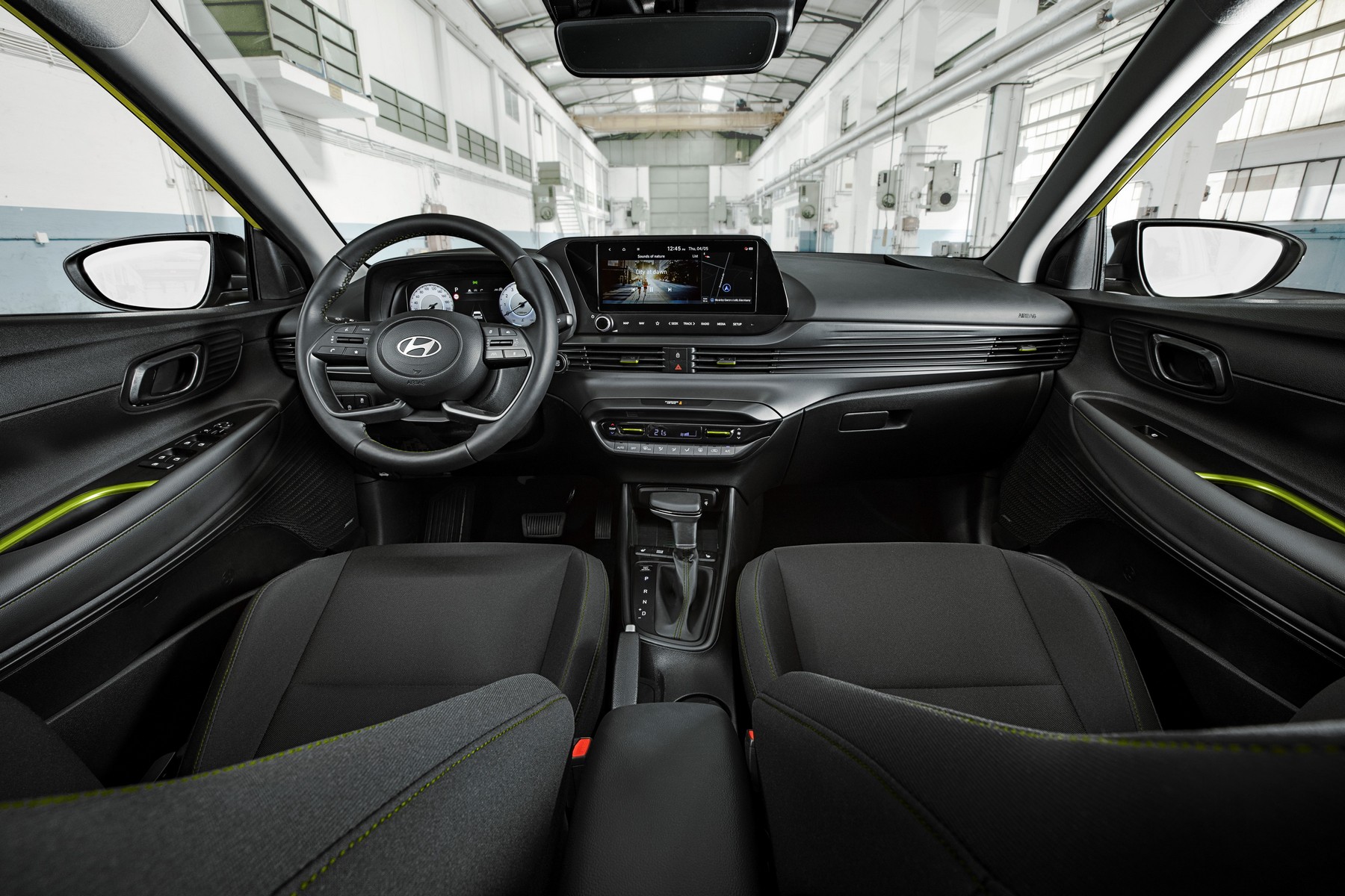 i20