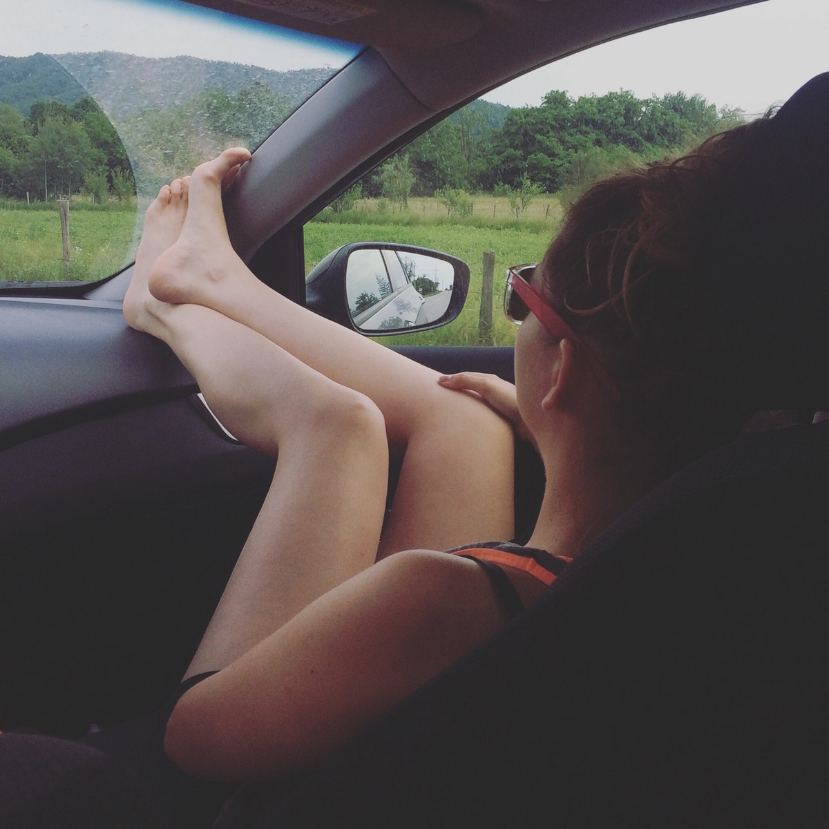 feet