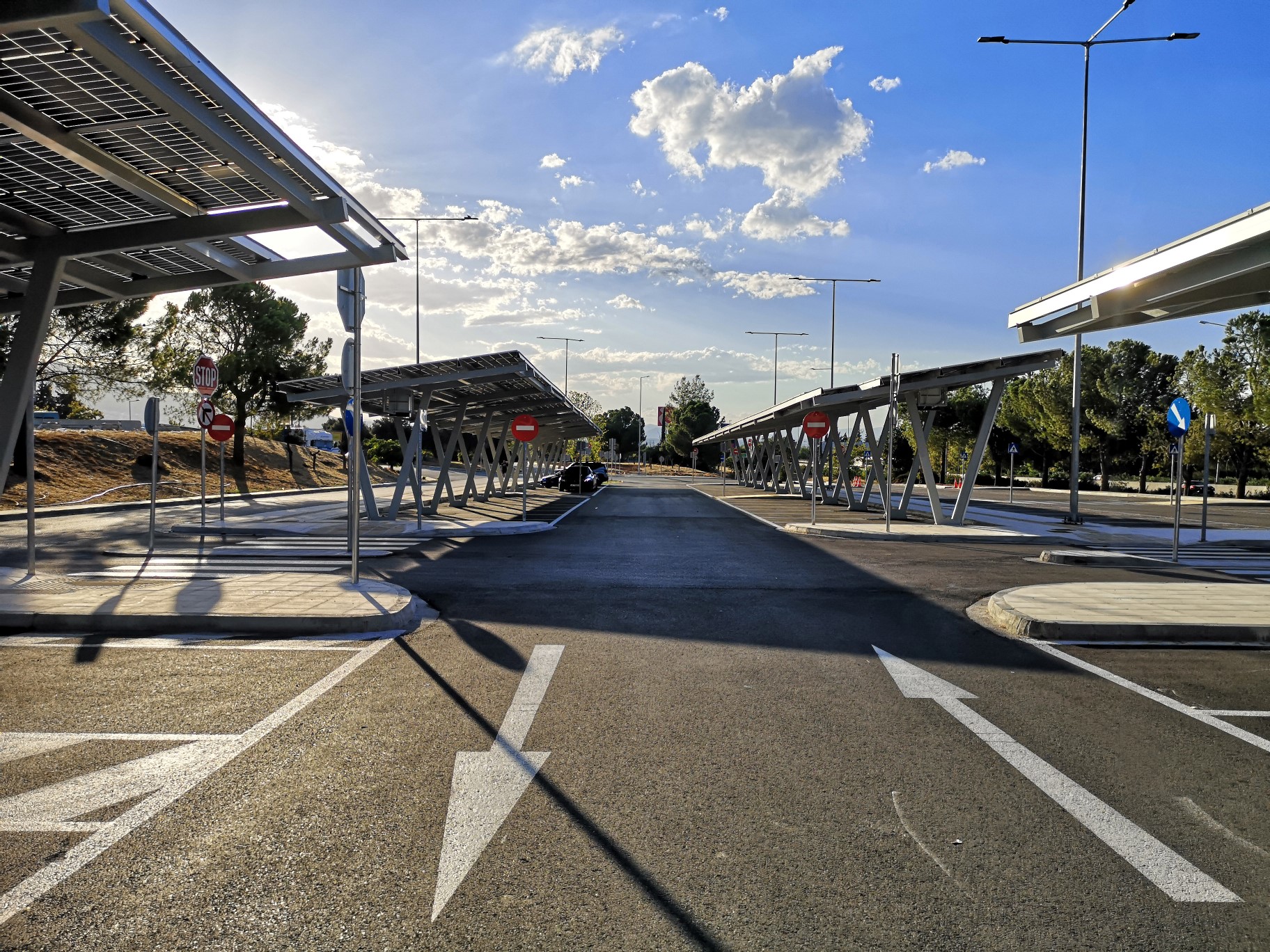 https://ellada.press/wp-content/uploads/2024/10/Τελικά-πόσο-βρώμικο-είναι-το-ρεύμα-στην-Ελλάδα.jpg