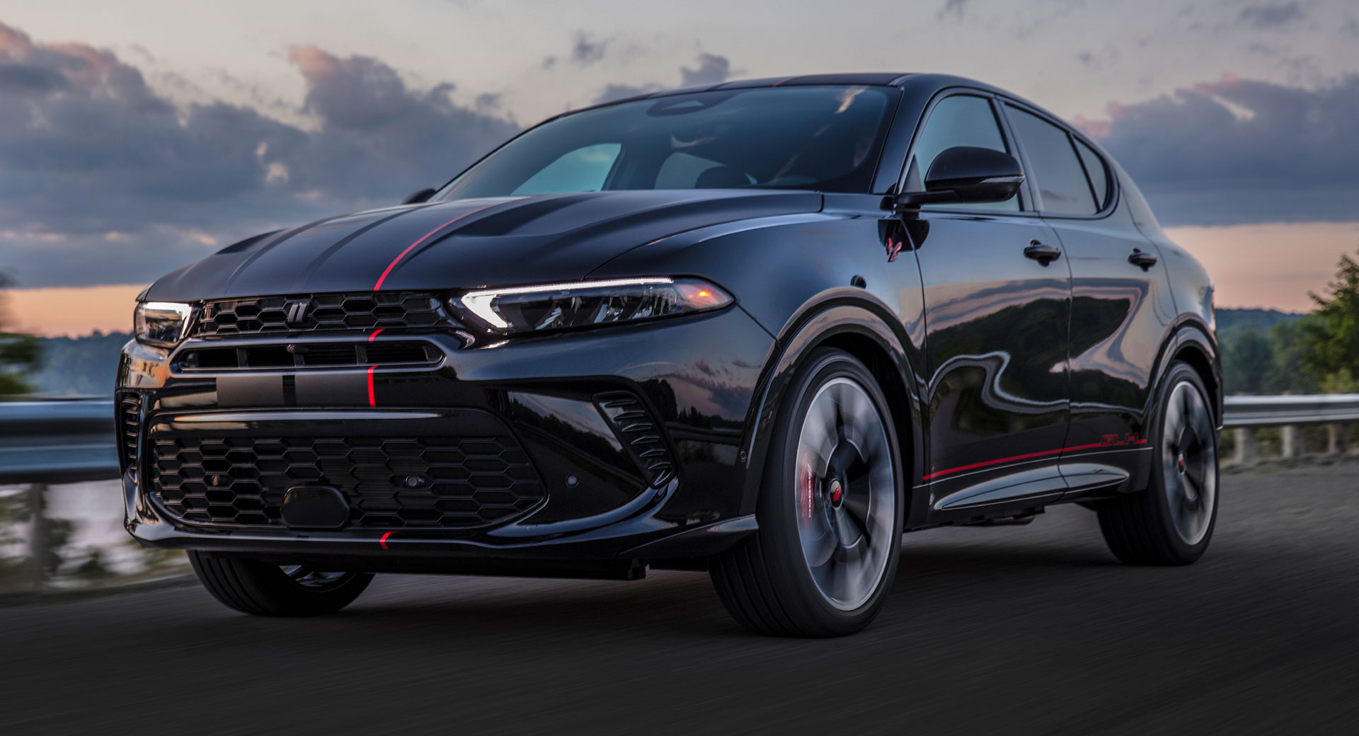 Dodge-Hornet-GT