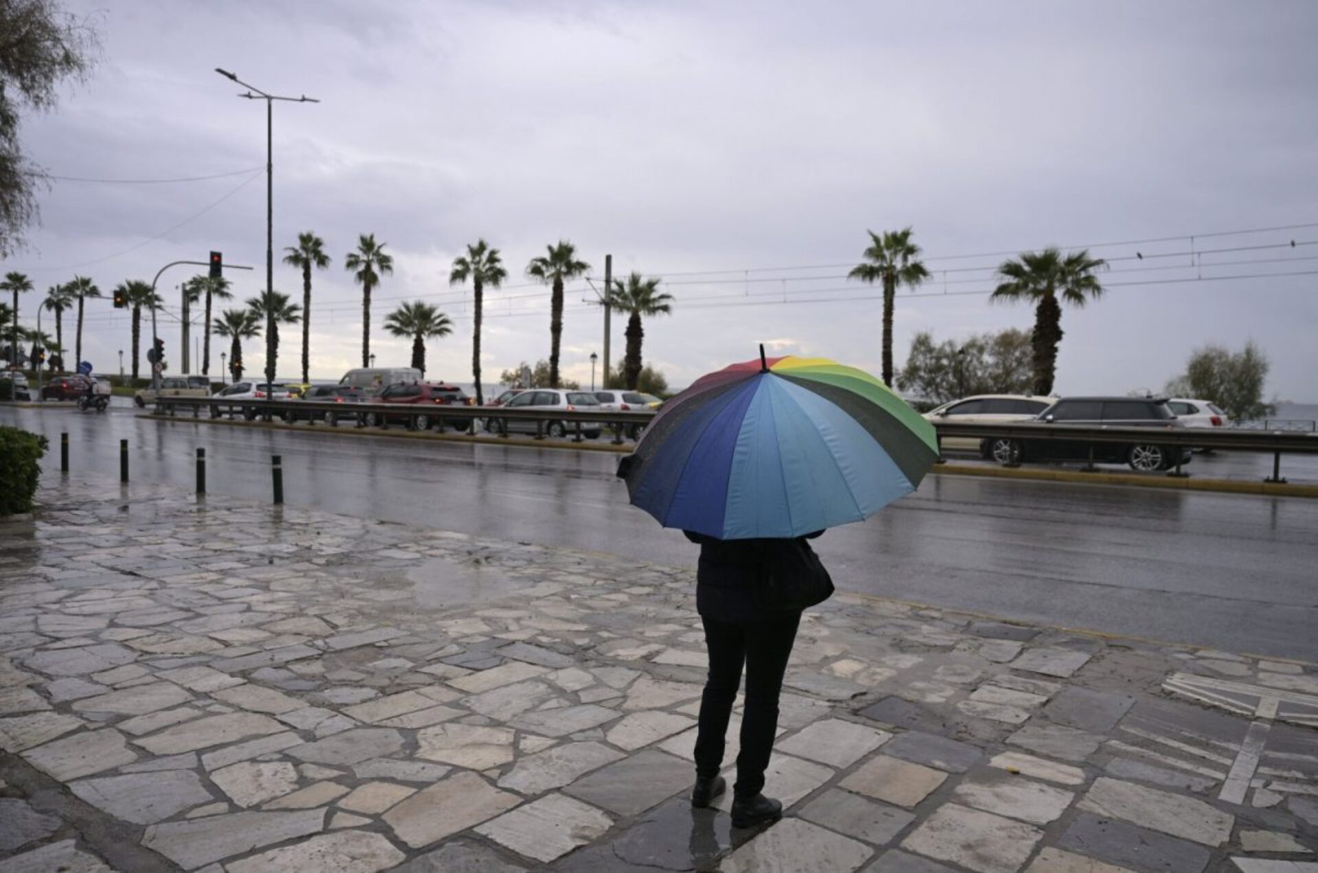 Καιρός: Ισχυρές καταιγίδες και χιόνια προ των πυλών – Έρχεται έκτακτο δελτίο ΕΜΥ