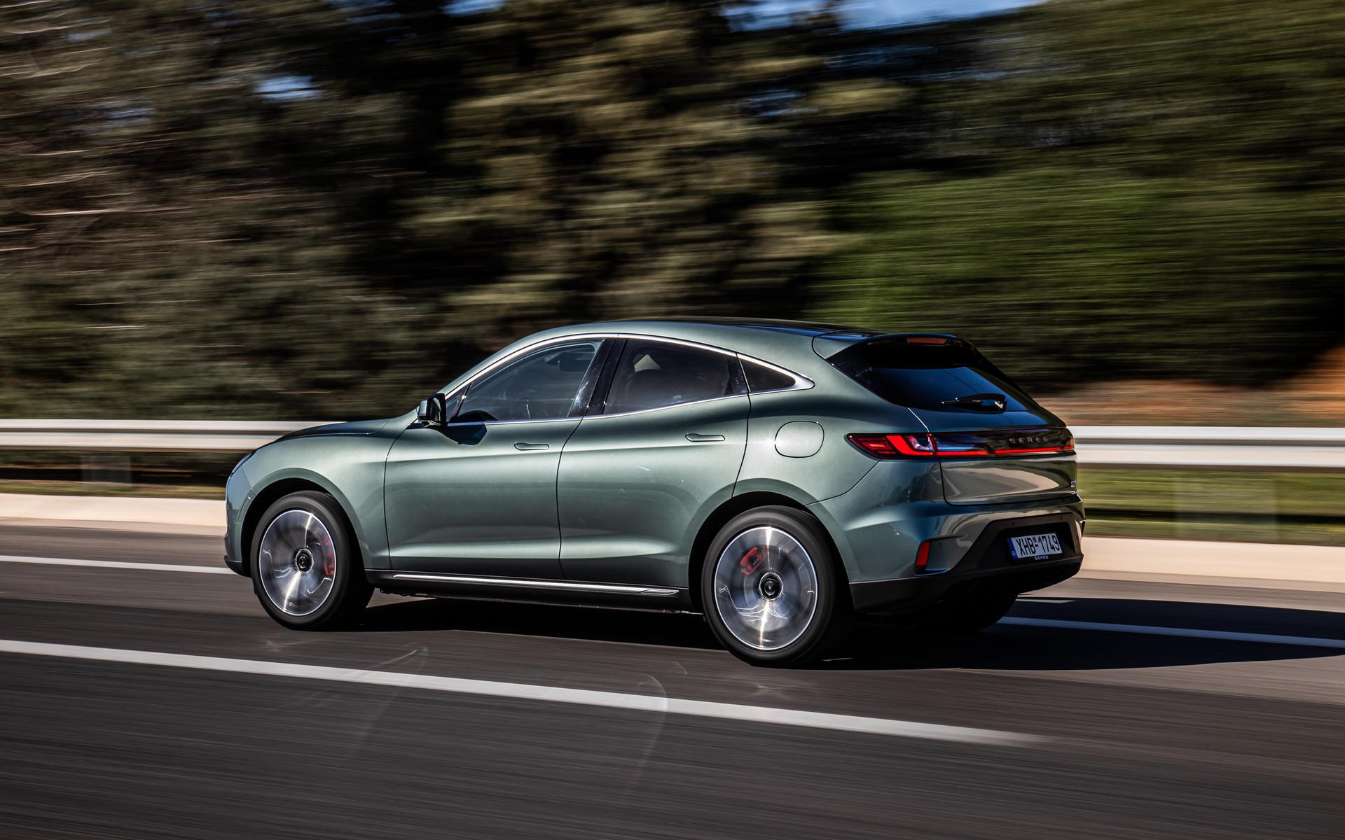 https://ellada.press/wp-content/uploads/2025/01/1736459631_301_Ετοιμοπαράδοτο-SUV-με-έκπτωση-7600-ευρώ-–-Είναι-τετρακίνητο.jpg