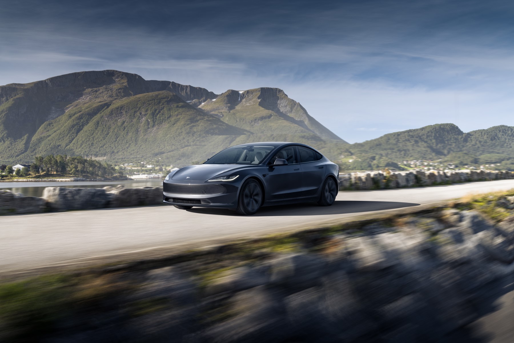 tesla-model-3-model3-highland