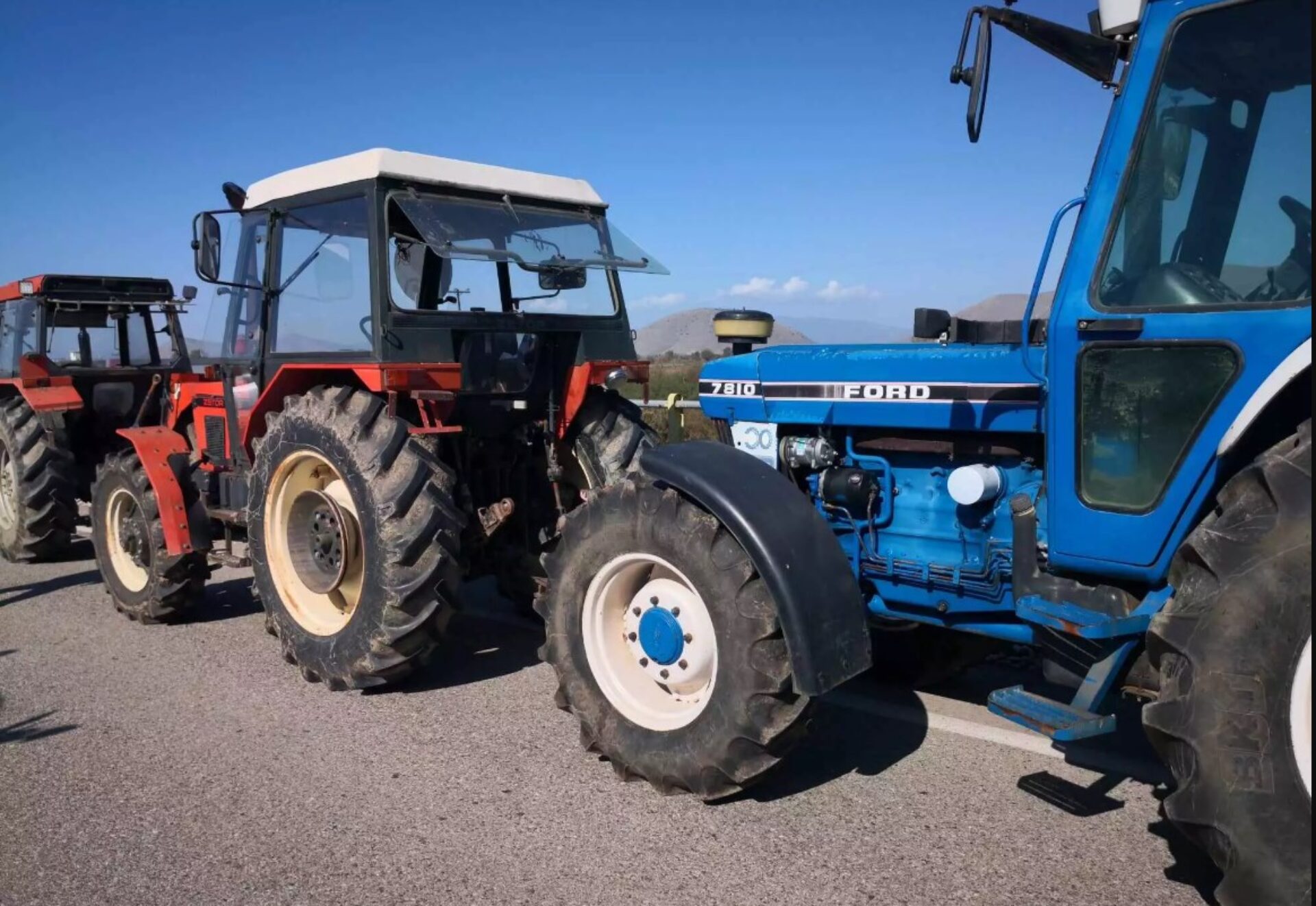 Έκλεισε η Εθνική οδός Ε-65 λόγω αγροτικών κινητοποιήσεων – Όλα όσα πρέπει να ξέρετε