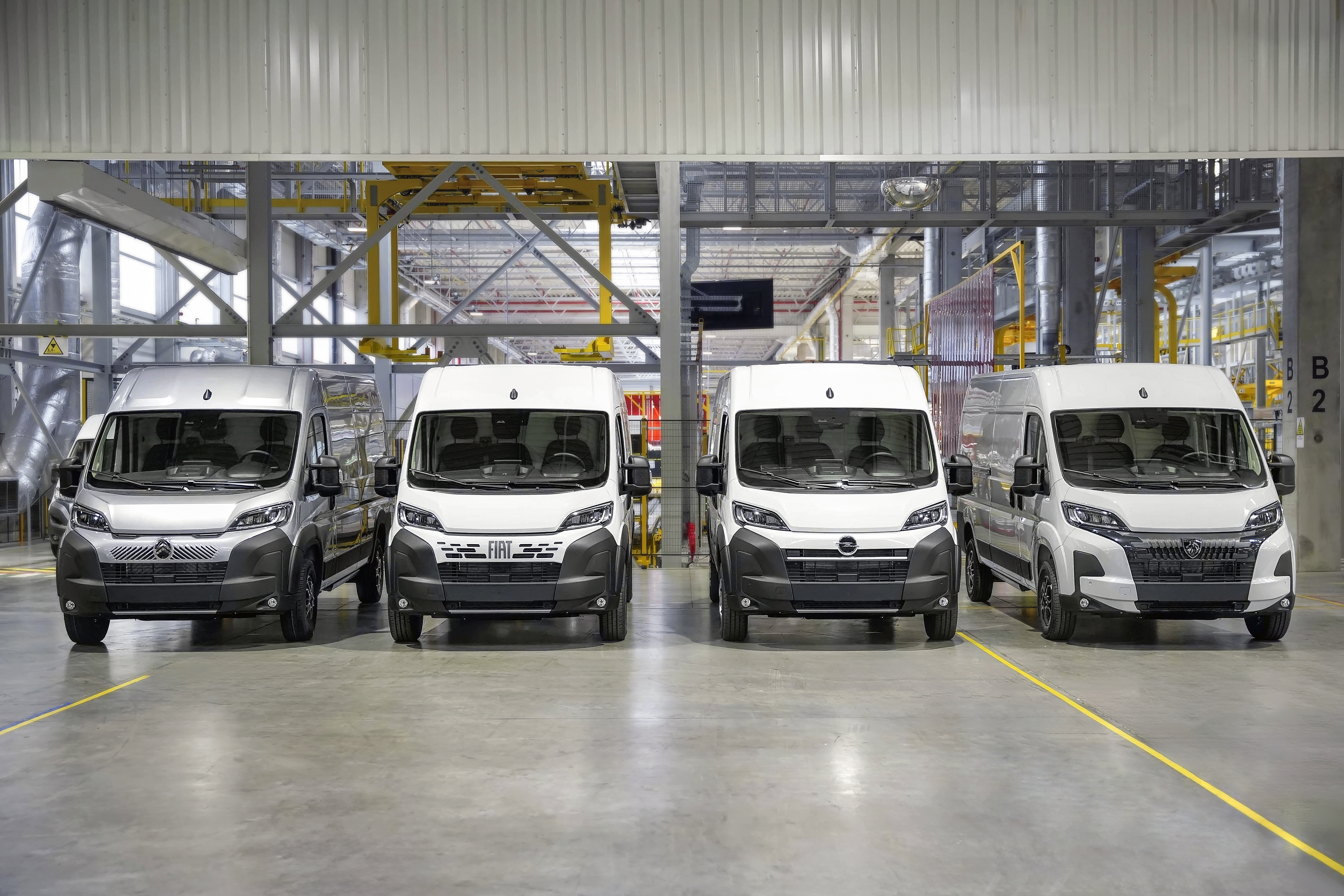 stellantis-citroen-jumper-fiat-ducato-opel-movano-peugeot-boxer-ydrogono