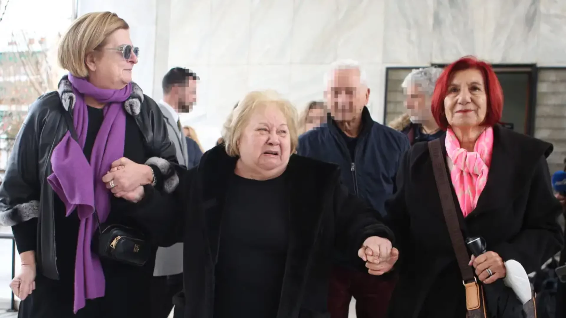 Ι.Τριανταφυλλίδης: Ράγισε καρδιές η μητέρα του στην κηδεία