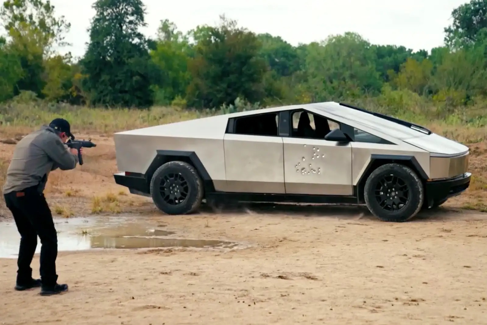 tesla-cybertruck-sfaires