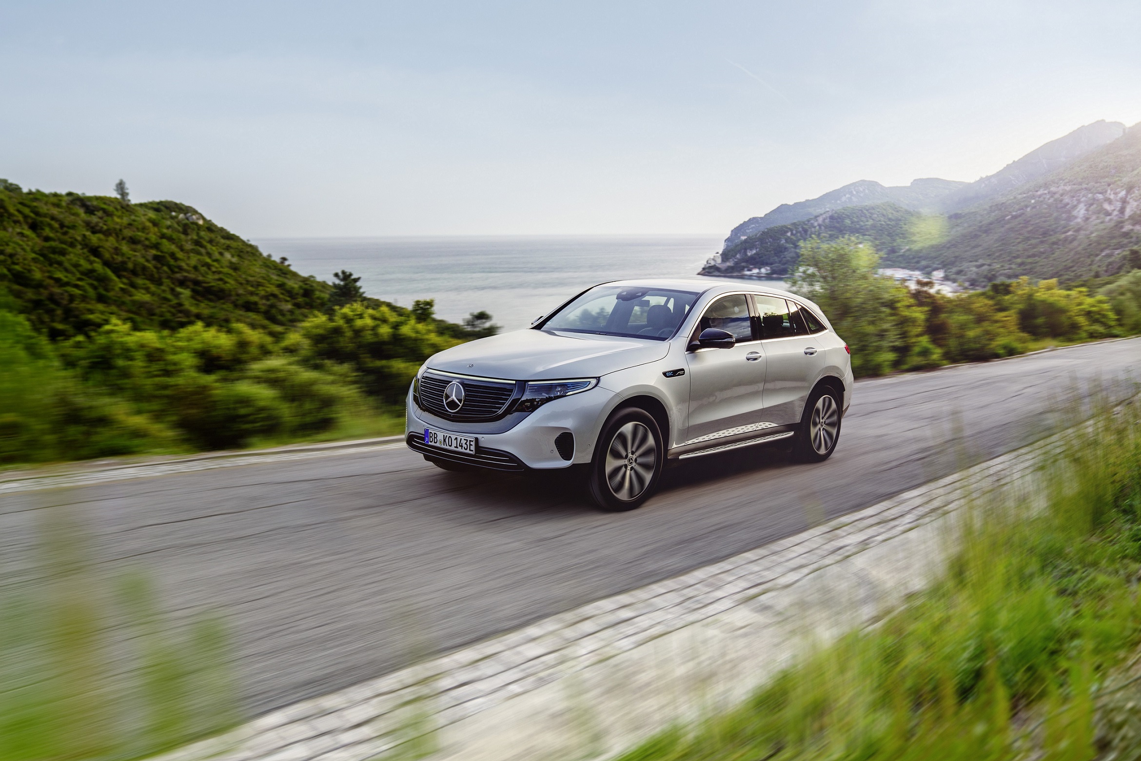 https://ellada.press/wp-content/uploads/2025/02/1739171277_914_Mercedes-EQ-Η-πολυτελής-εκδοχή-της-ηλεκτροκίνησης.jpeg
