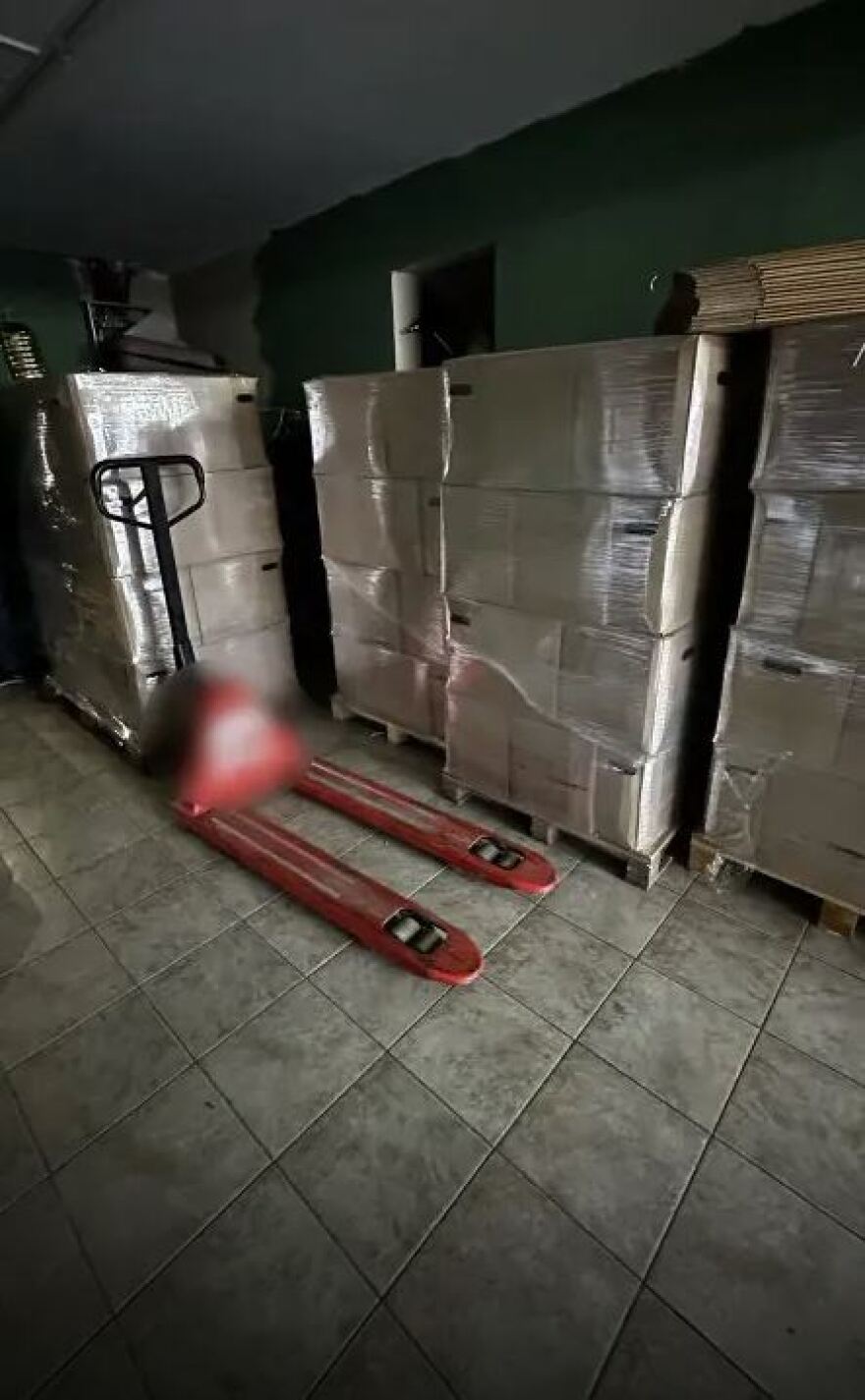 Ημαθία: Νόθευαν ηλιέλαιο και το πουλούσαν για παρθένο ελαιόλαδο