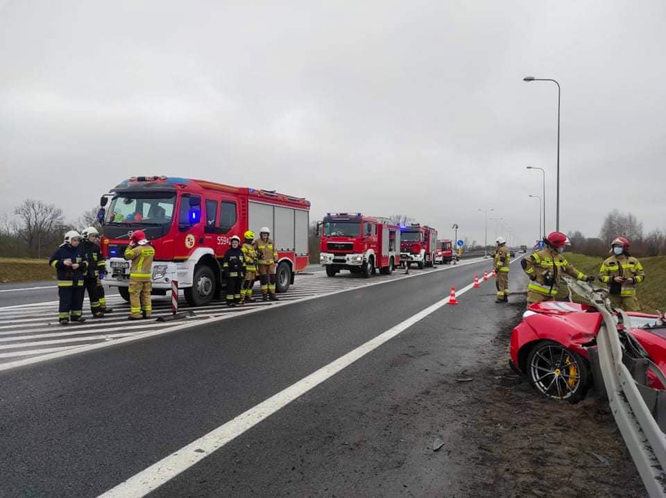 ferrari crash2