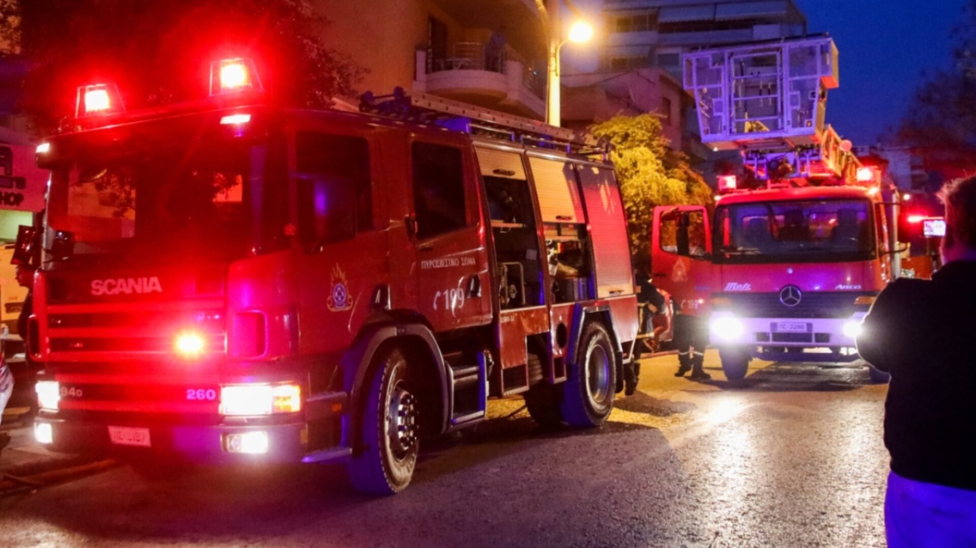 Απανθρακωμένη εντοπίστηκε μια 67χρονη στη Βουλιαγμένη – Στο νοσοκομείο άλλες δύο γυναίκες