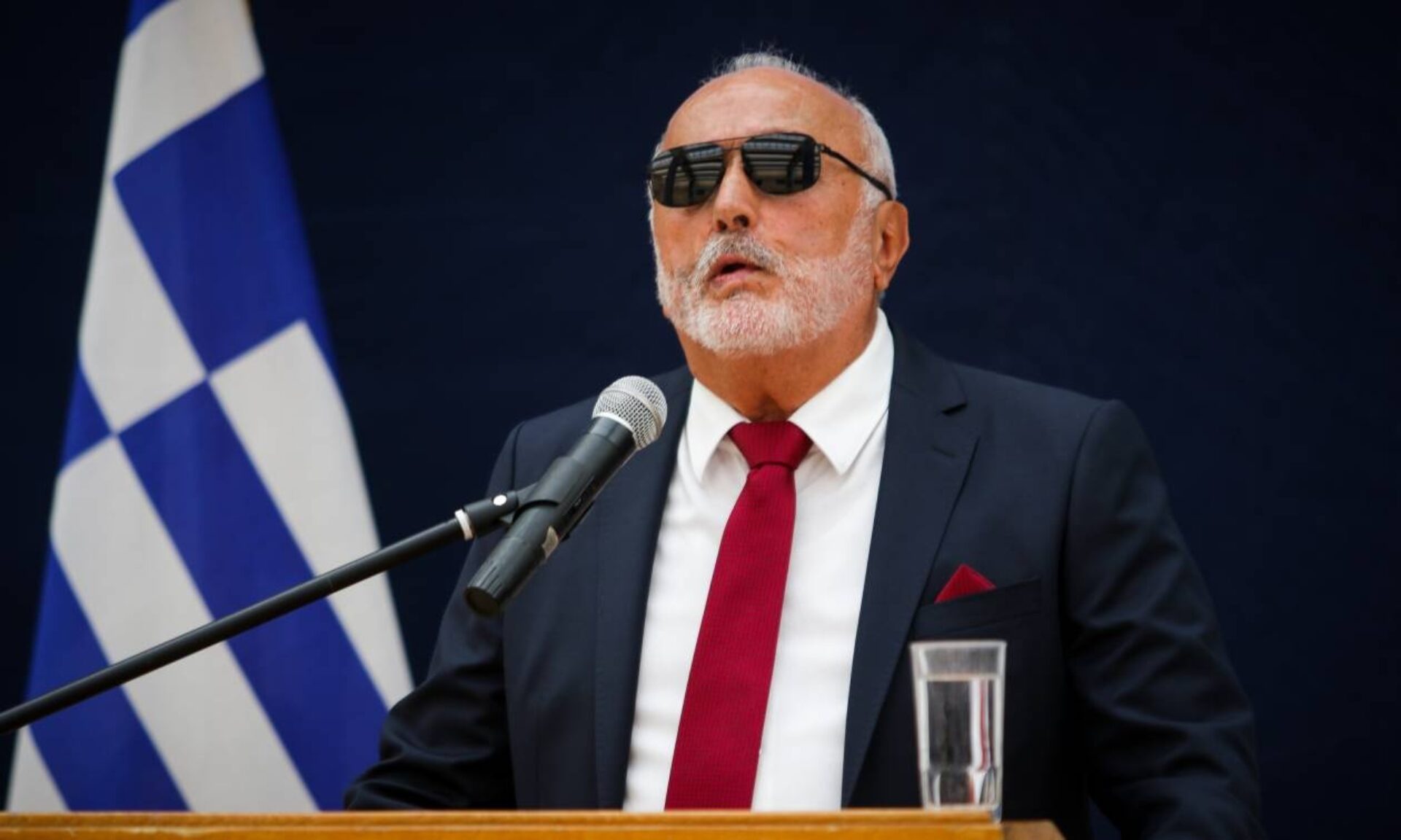 Συμμορία Ρομά «χτύπησε» τον πρώην υπουργό Π.Κουρουμπλή – Του άρπαξαν το αυτοκίνητο έξω από το σπίτι του!