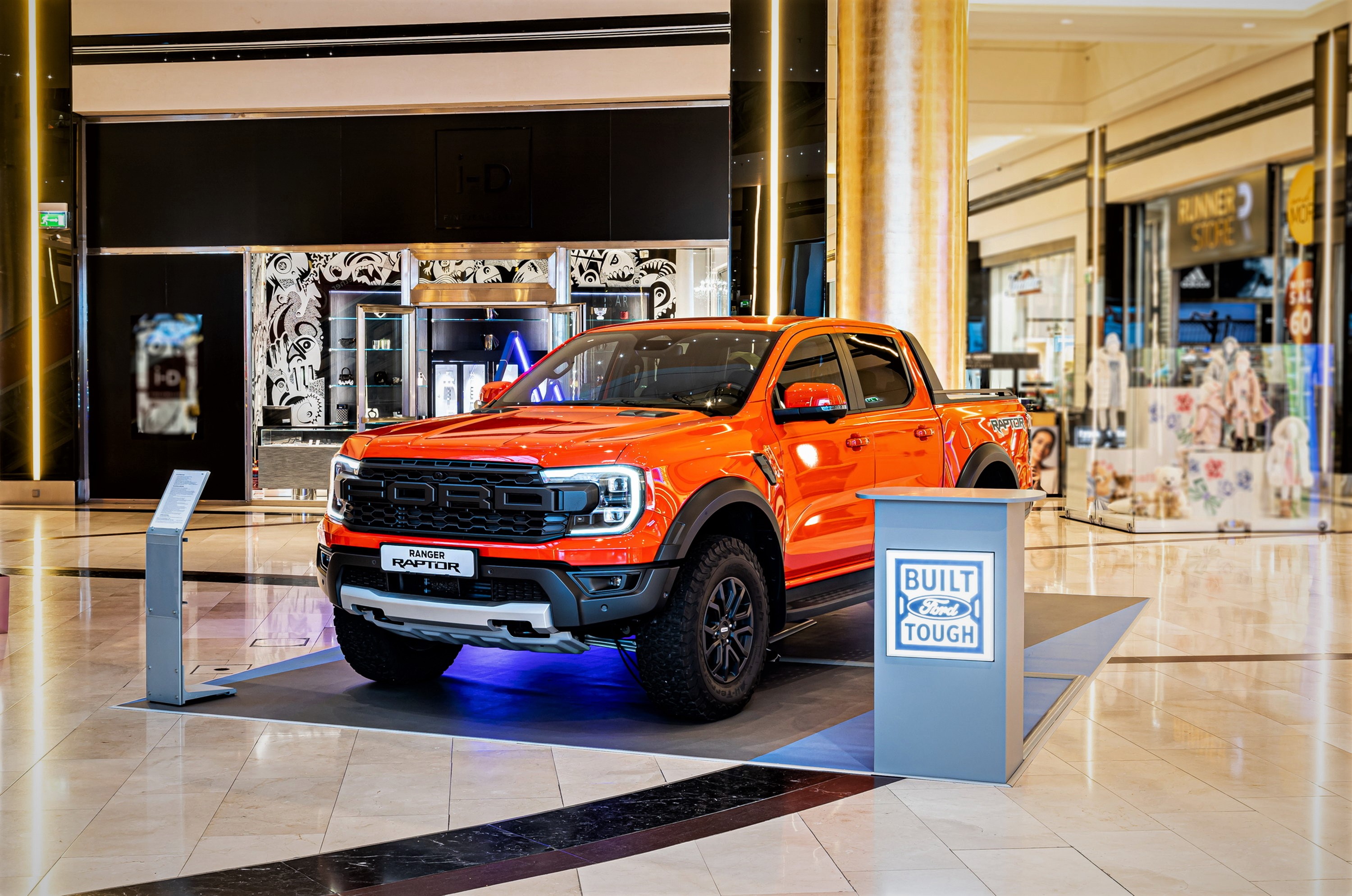 GOLDEN HALL_FORD RANGER RAPTOR_