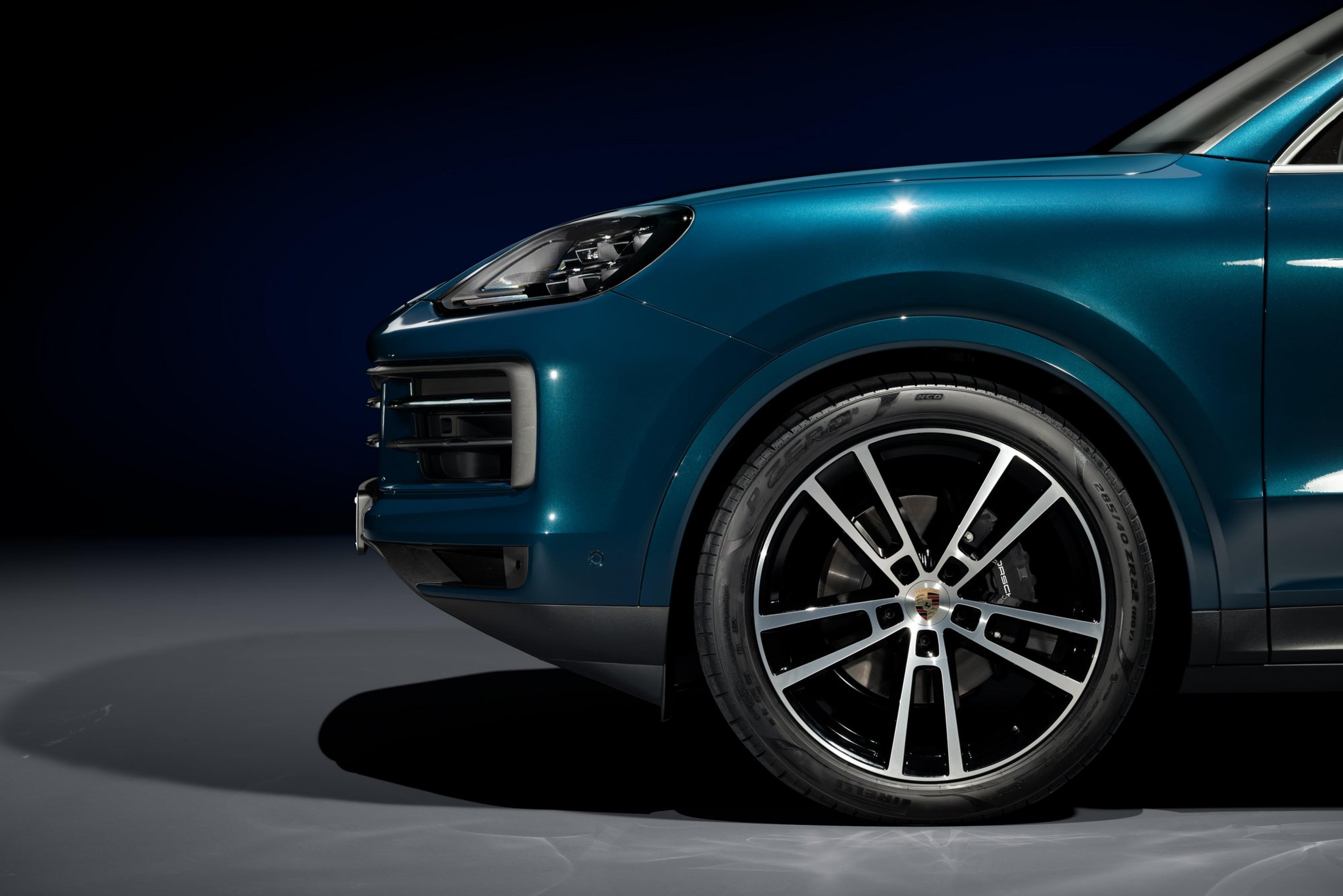 Pirelli-Porsche-Cayenne-2