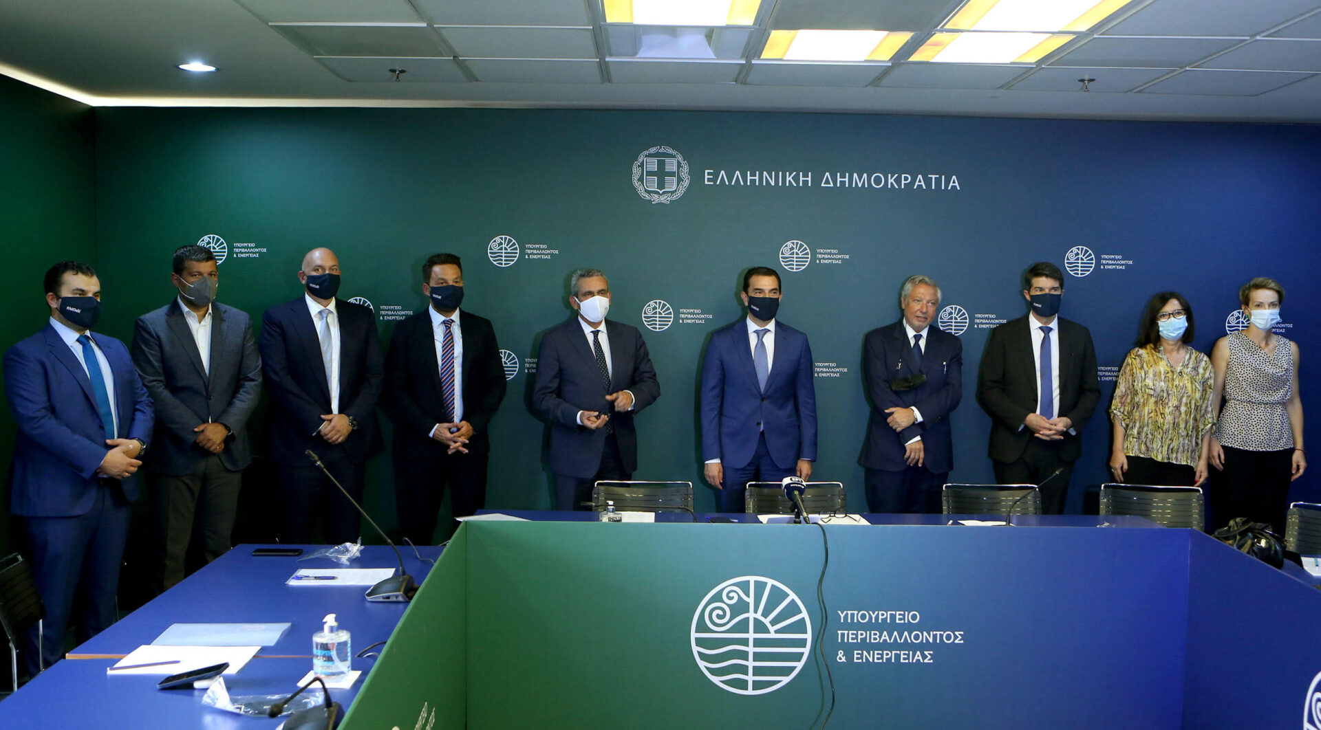 &chi;&alpha;&lambda;&kappa;&eta;